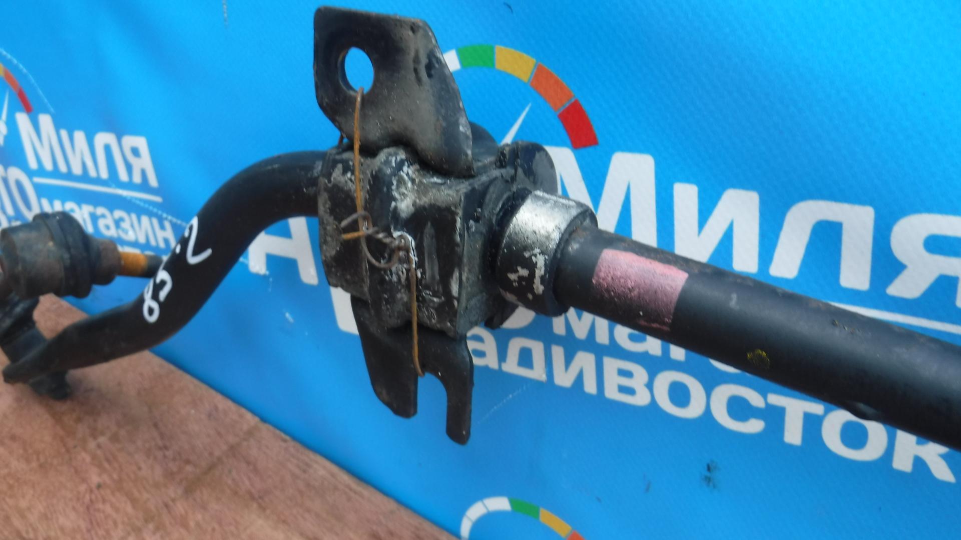 Стабилизатор задний NISSAN ELGRAND PE52 VQ35DE 5 ракурс