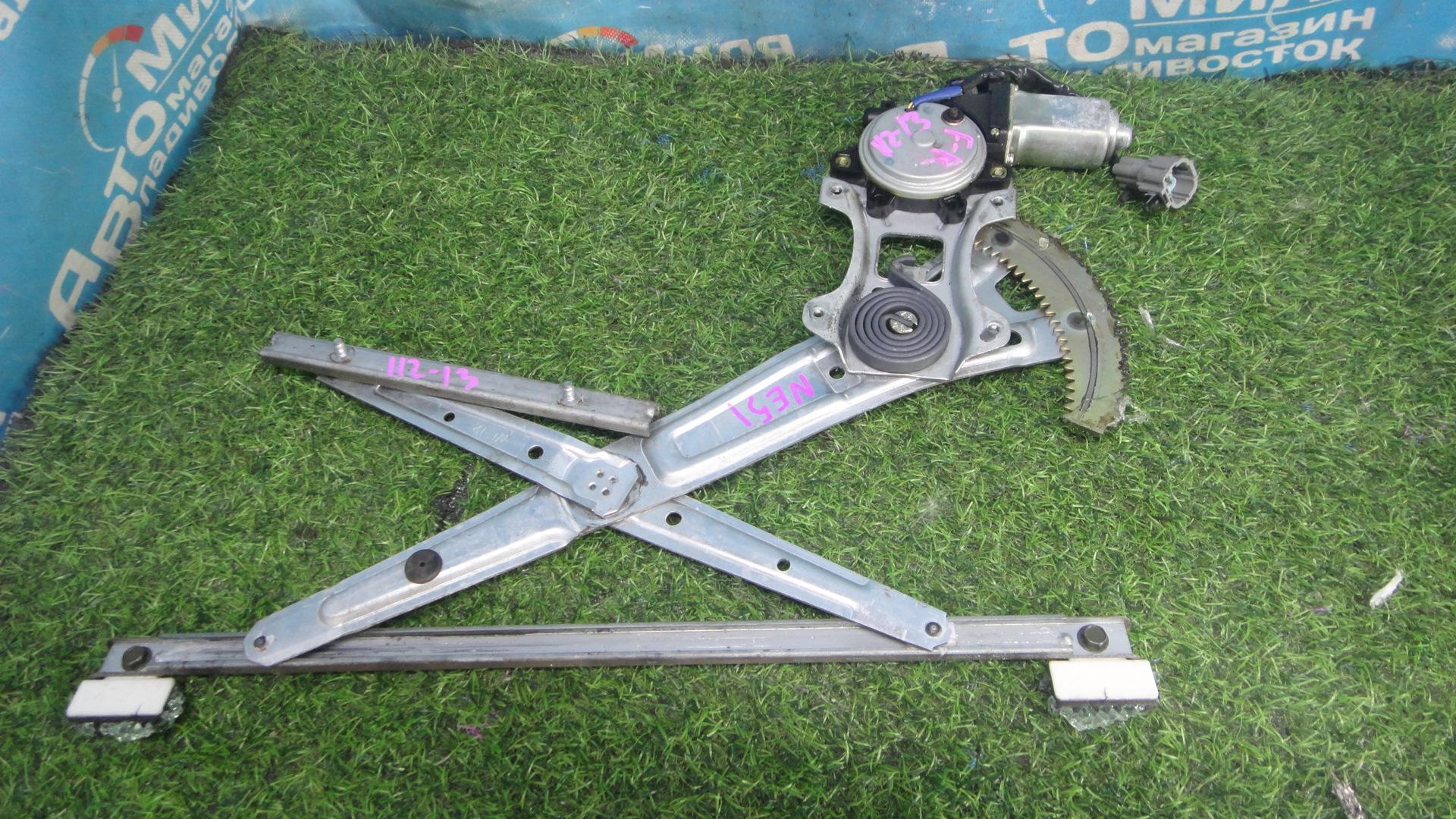 Стеклоподъемник правый передний NISSAN ELGRAND E51 <> 80730-WL001 3 ракурс