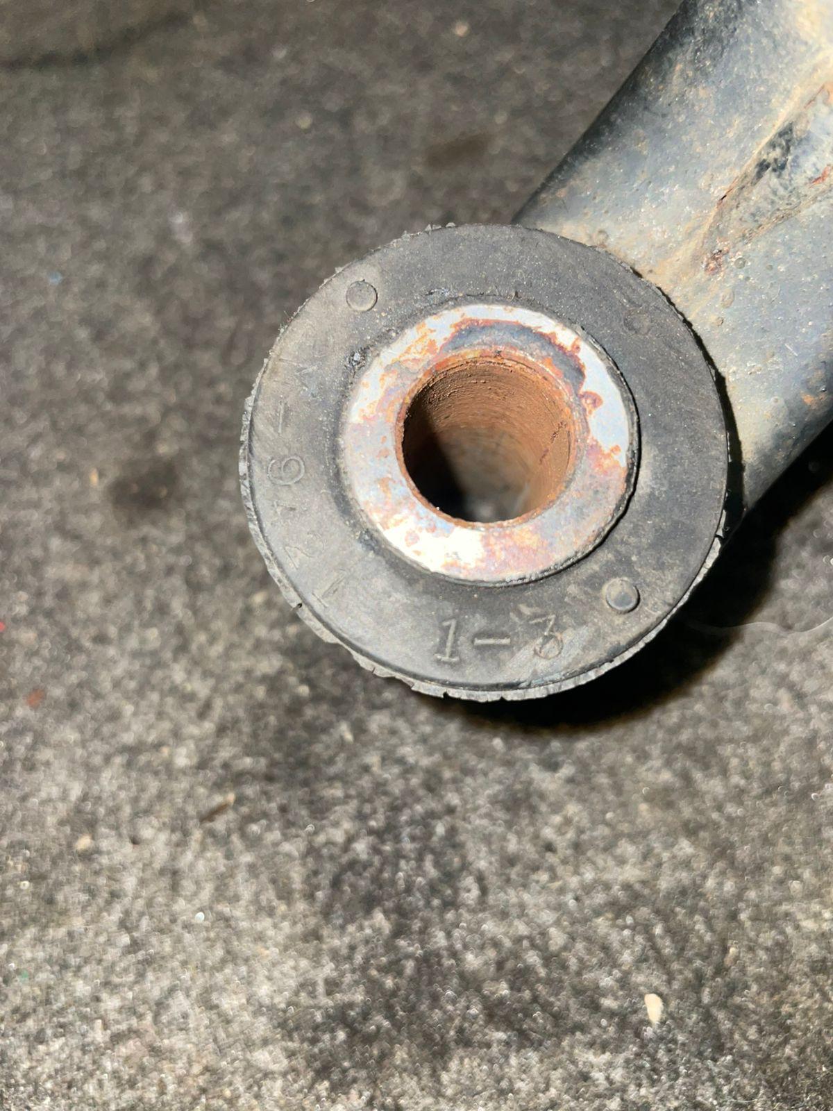 Рычаг левый передний нижний MITSUBISHI GRANDIS NA4W <> 1 ракурс