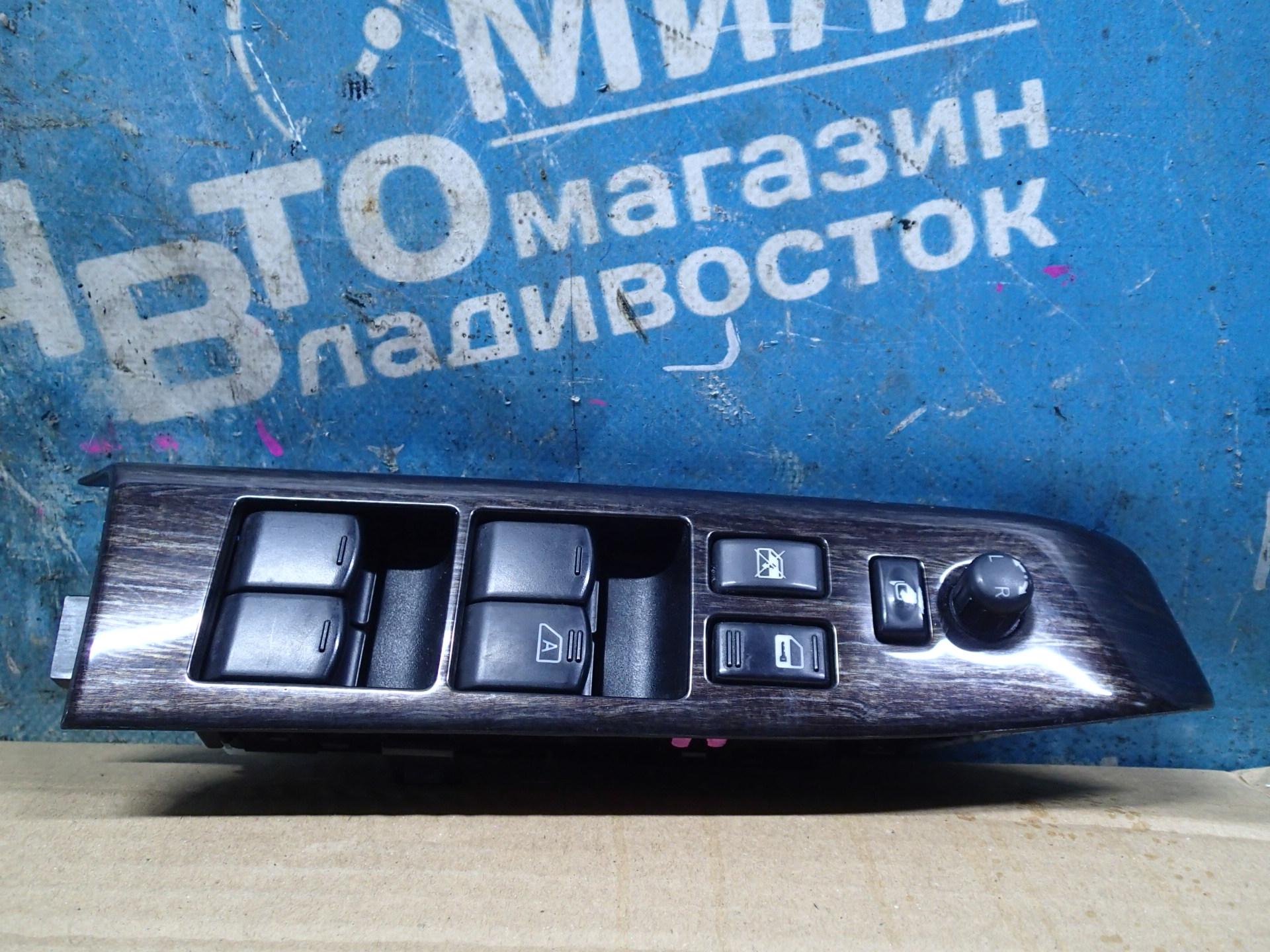 Блок управления стеклами правый передний NISSAN ELGRAND TE52, PE52, PNE52, TNE52 254011JB0A 1 ракурс