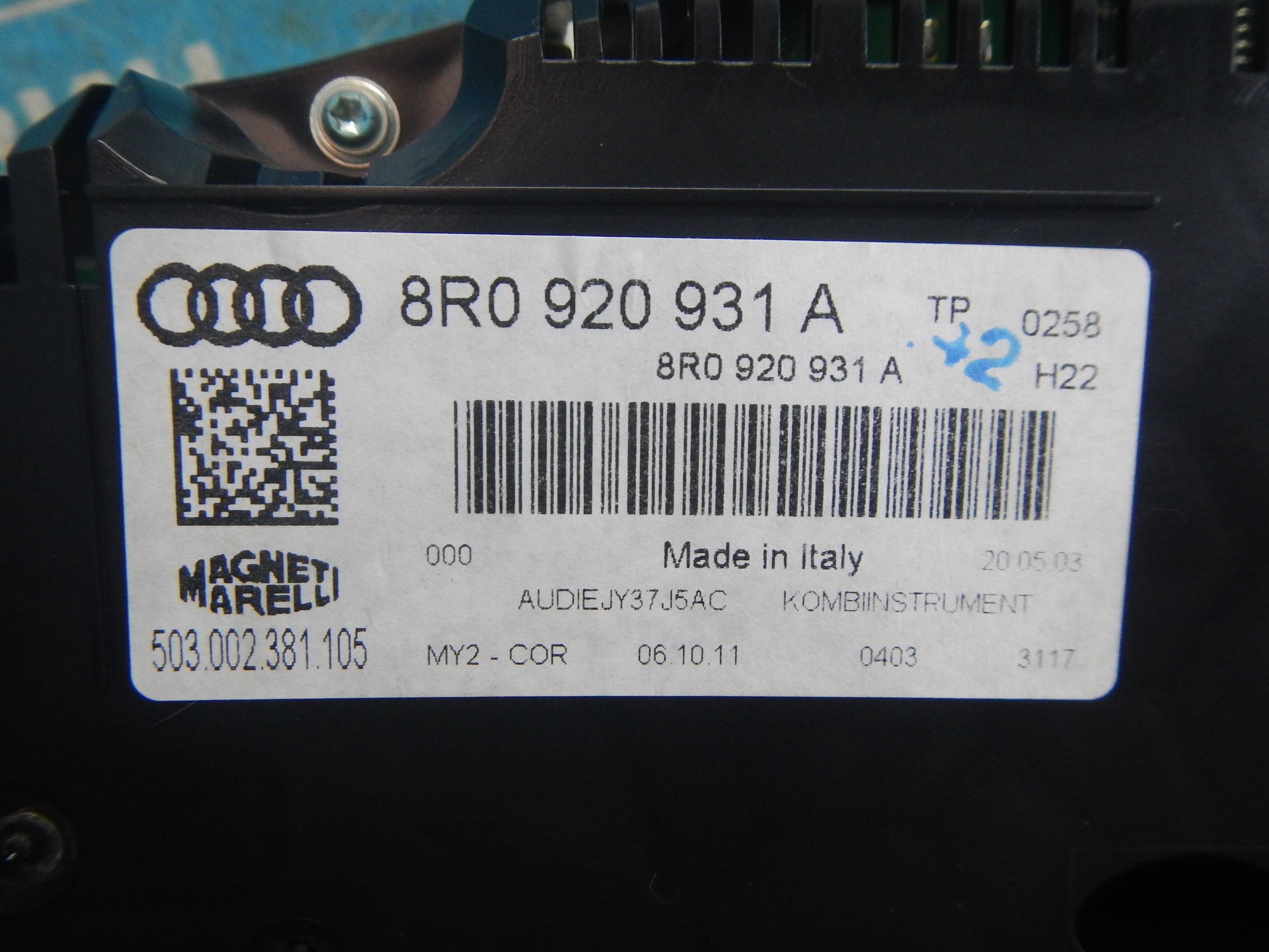 Спидометр AUDI Q5 8R, 8RB CDNC 8R0920931A 2 ракурс Спидометр AUDI Q5 8R, 8RB CDNC 8R0920931A 2 ракурс