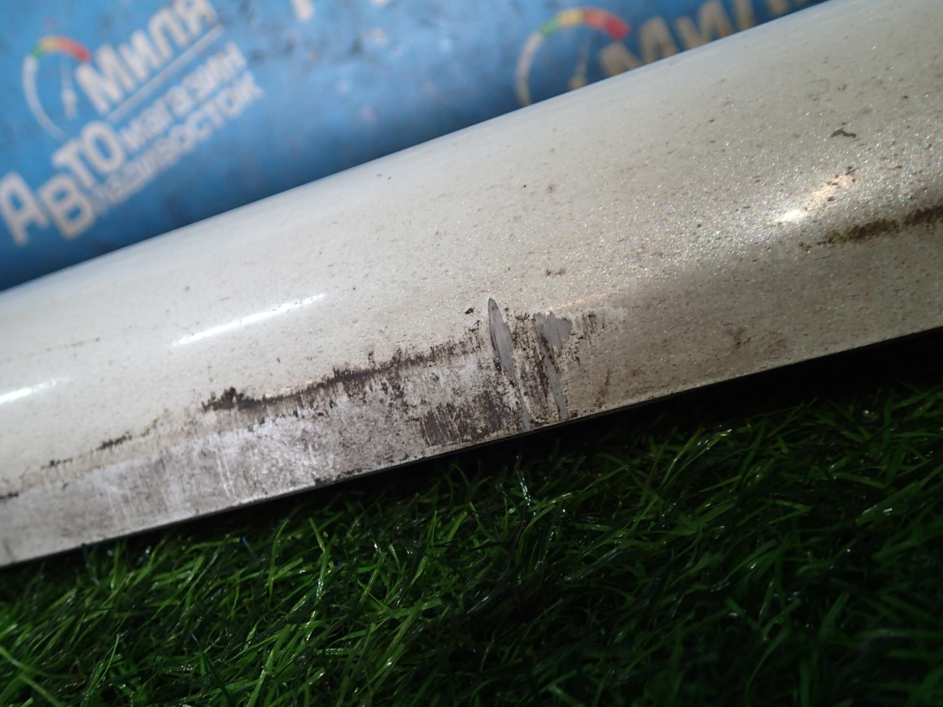 Накладка на дверь правая передняя NISSAN ELGRAND TE52, PE52, PNE52, TNE52 80870-1JB0A 2 ракурс