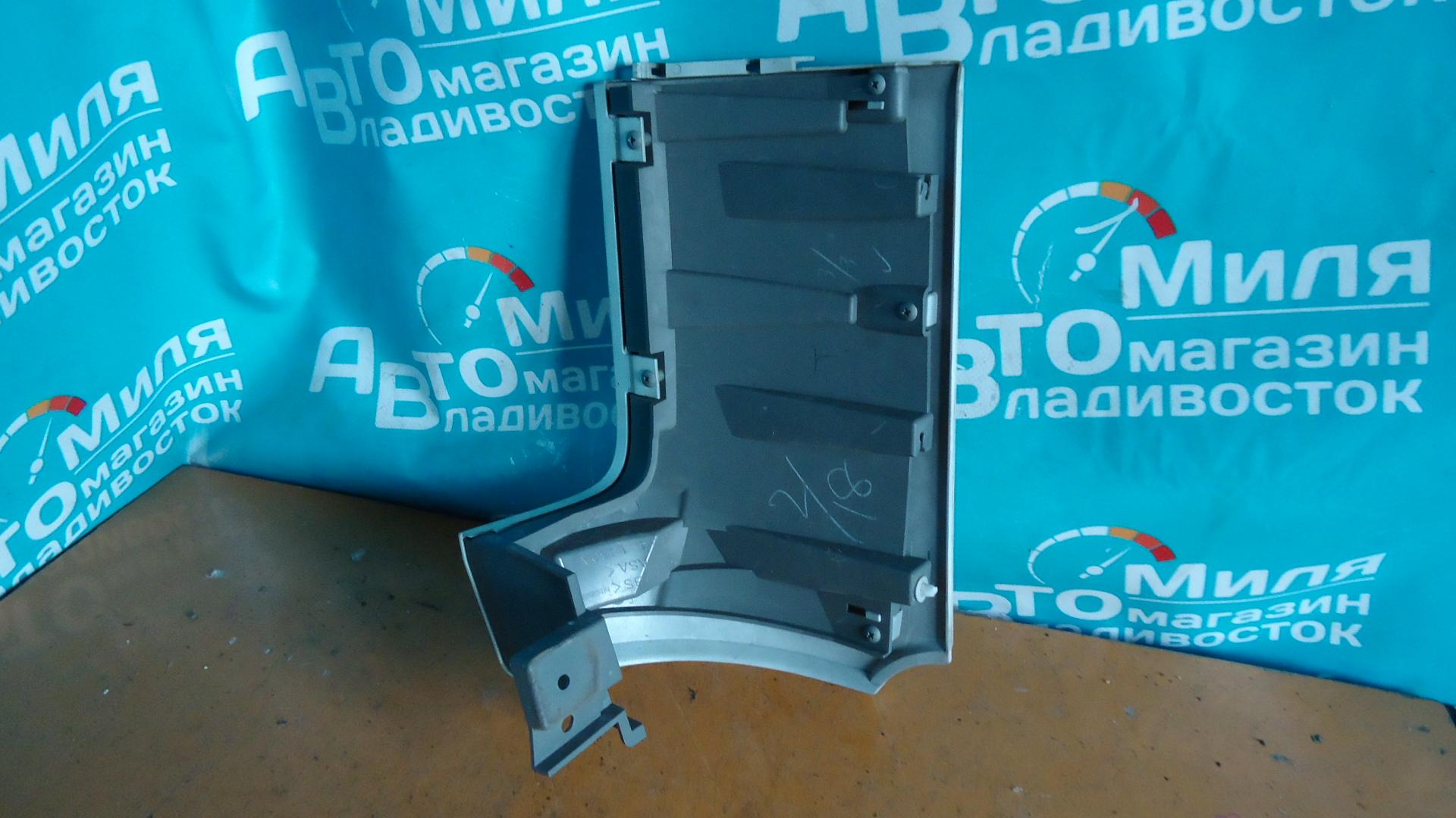 Планка под стоп правая NISSAN ELGRAND TE52, PE52, PNE52, TNE52 2 ракурс