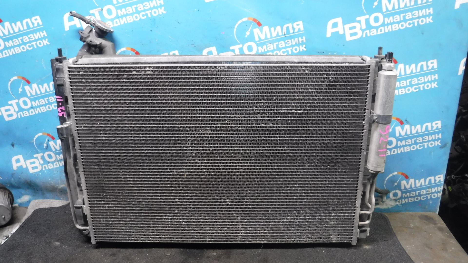 Радиатор основной NISSAN ELGRAND PE52 VQ35DE A/T 1 ракурс