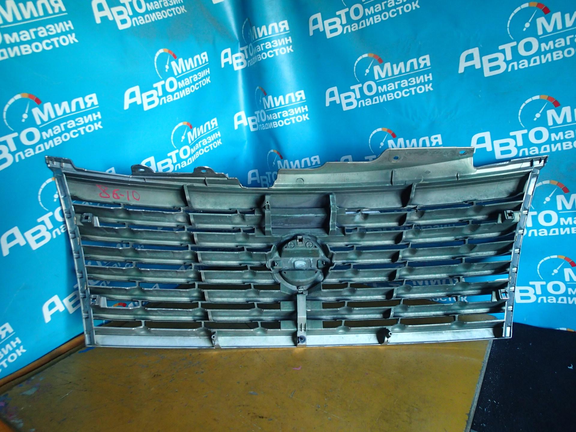 Решетка радиатора NISSAN ELGRAND E51 <> 62310WL600  4 ракурс