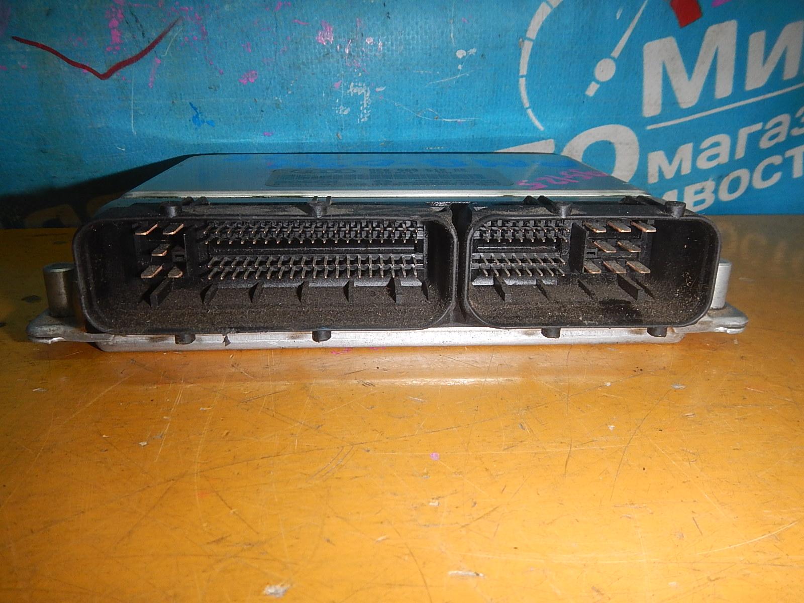 Блок efi AUDI A4 8E AMB 261207938 3 ракурс