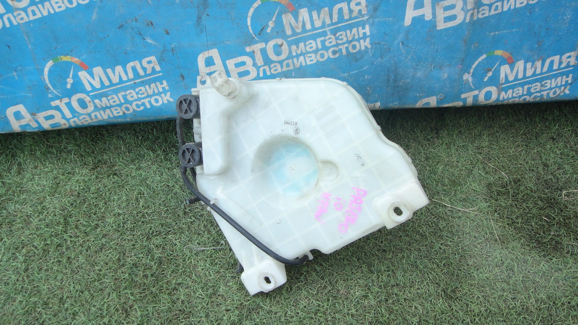 Бачок стеклоомывателя MITSUBISHI PAJERO IO H66W, H67W, H76W, H77W 060210-1480 3 ракурс