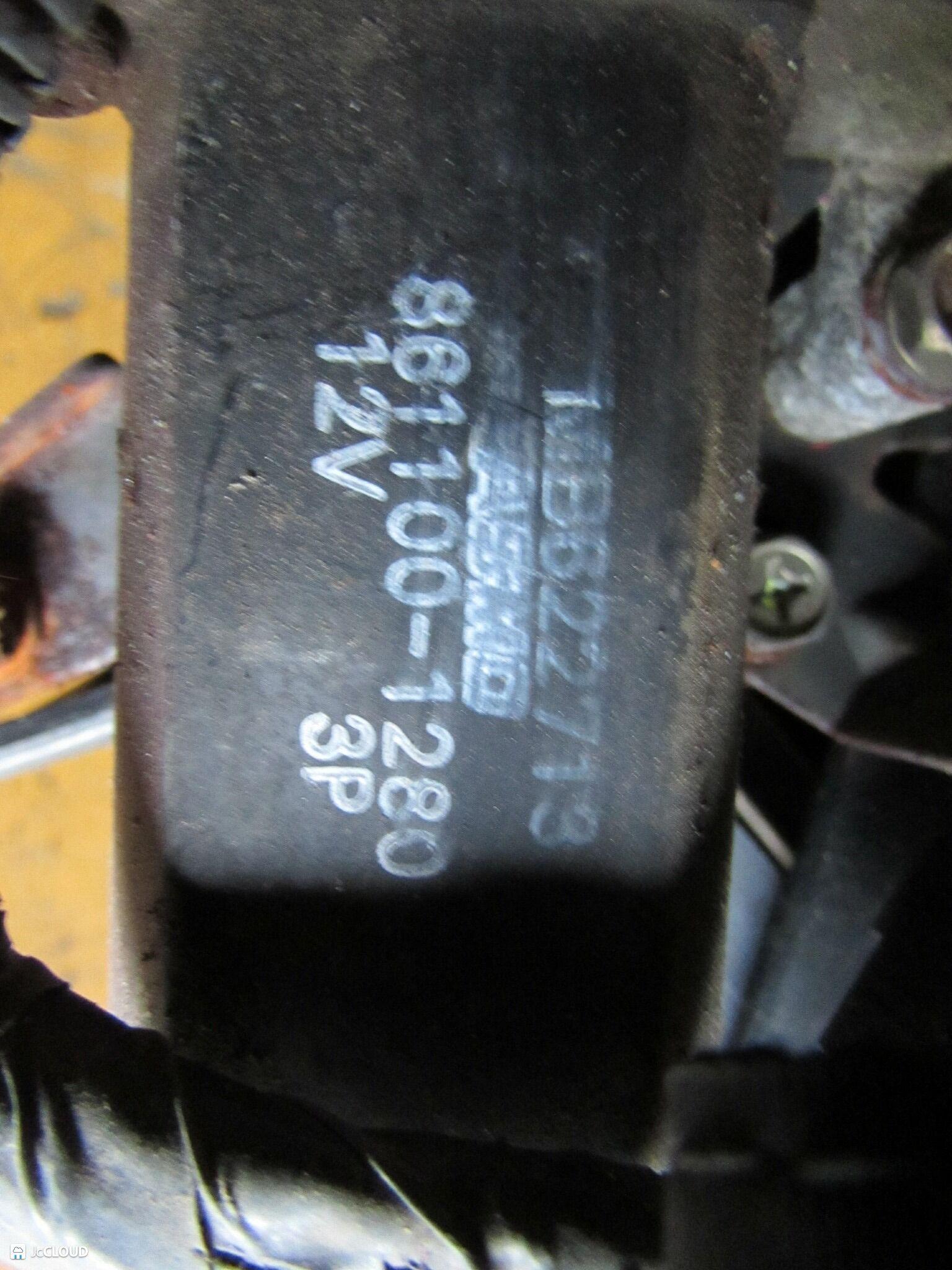 Фара левая передняя MITSUBISHI GTO Z15A, Z16A 6G72 MB622713 4 ракурс