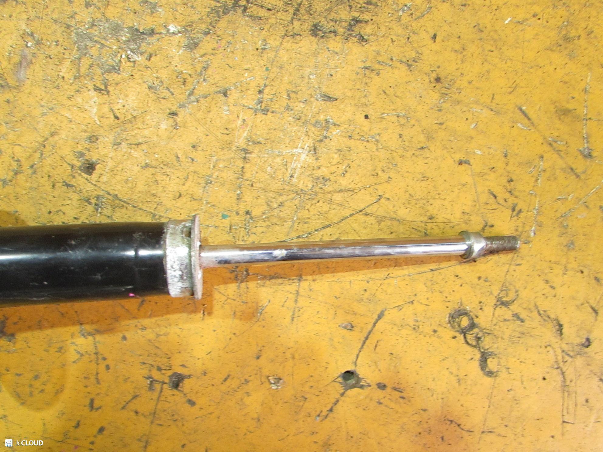 Стойка задняя SUBARU FORESTER SJ5, SJ9, SJD EE20Z, EJ20A, FA20, FB20, FB25 3 ракурс