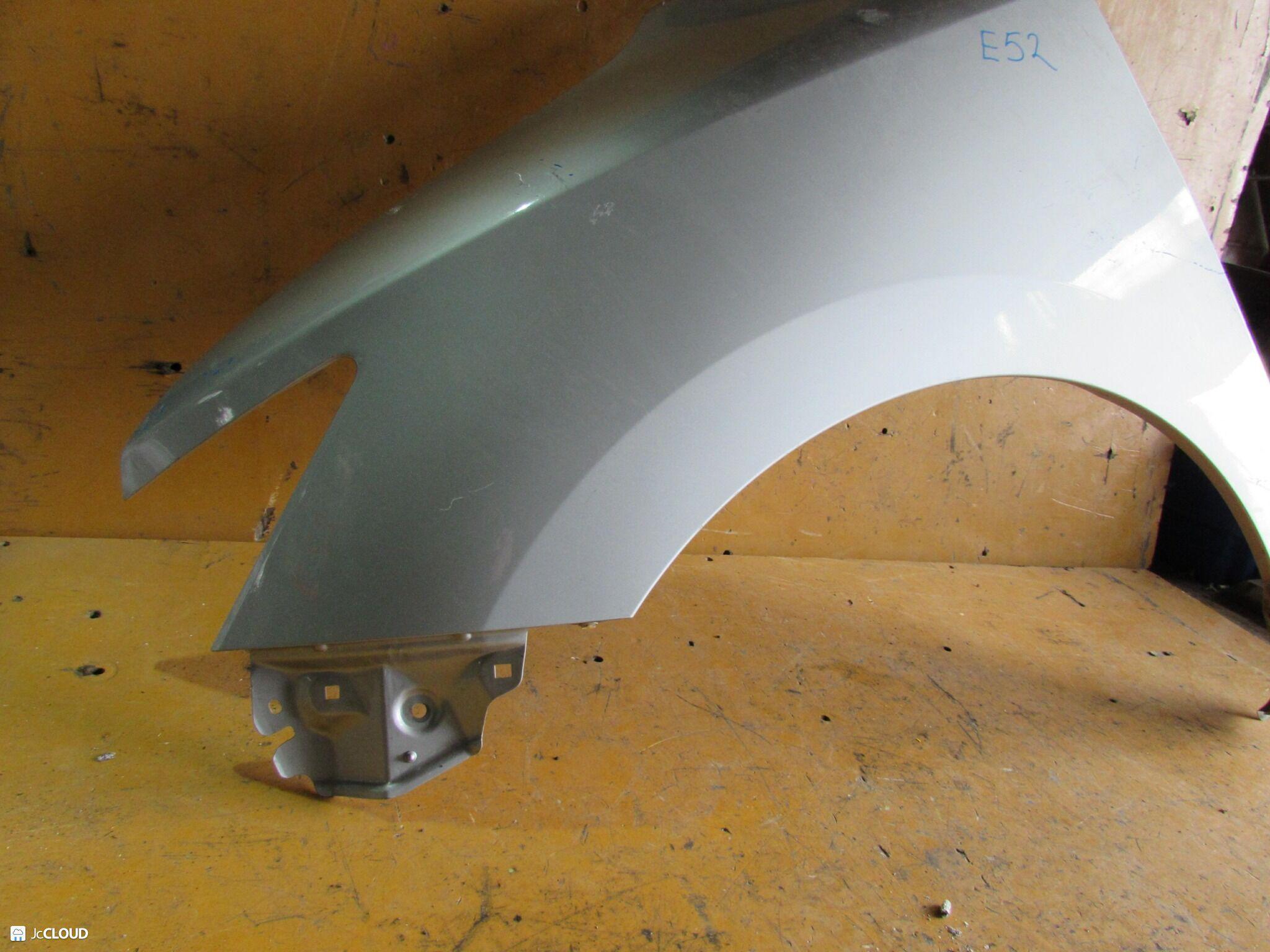 Крыло левое переднее NISSAN ELGRAND PE52, PNE52, TE52, TNE52 4 ракурс