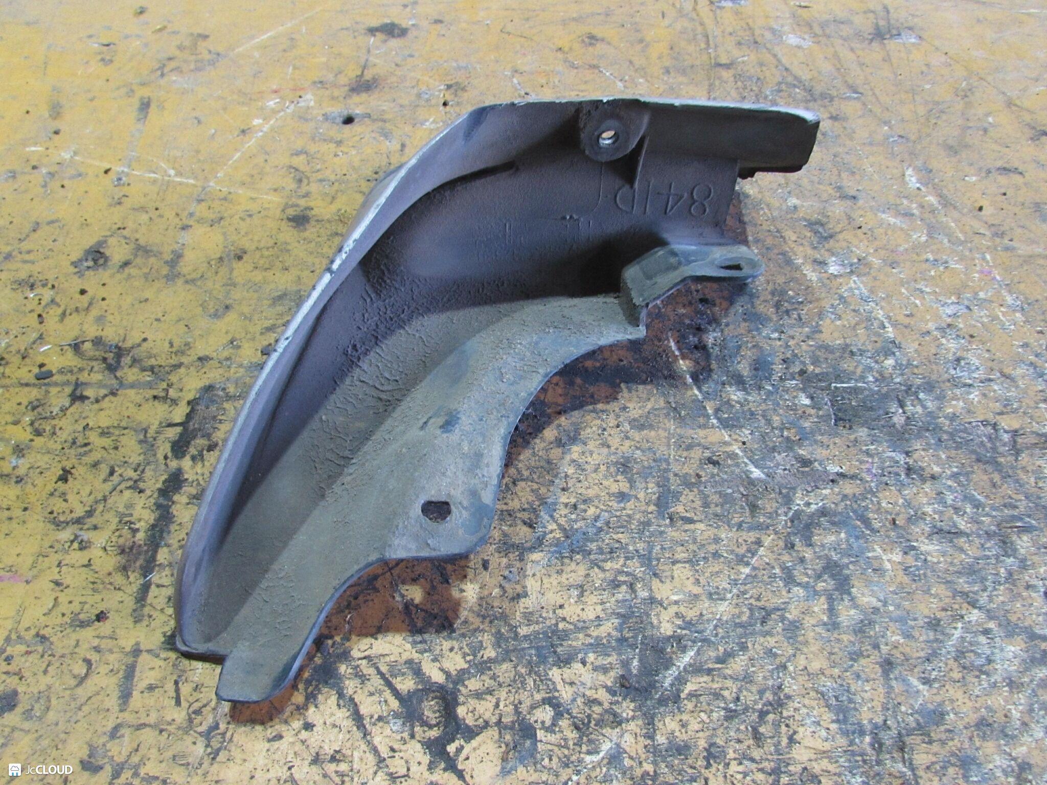 Брызговик правый задний TOYOTA SPRINTER AE100, AE101, AE102, AE104, AE109, CE100, CE104, CE105, CE109, EE101, EE102, EE103, EE106, EE107 3 ракурс