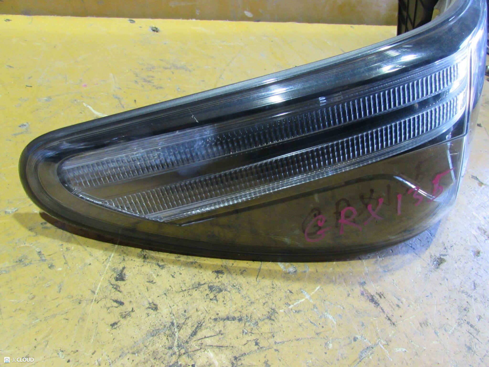 Стоп-сигнал левый задний TOYOTA MARK X GRX130, GRX133, GRX135 22-360 4 ракурс