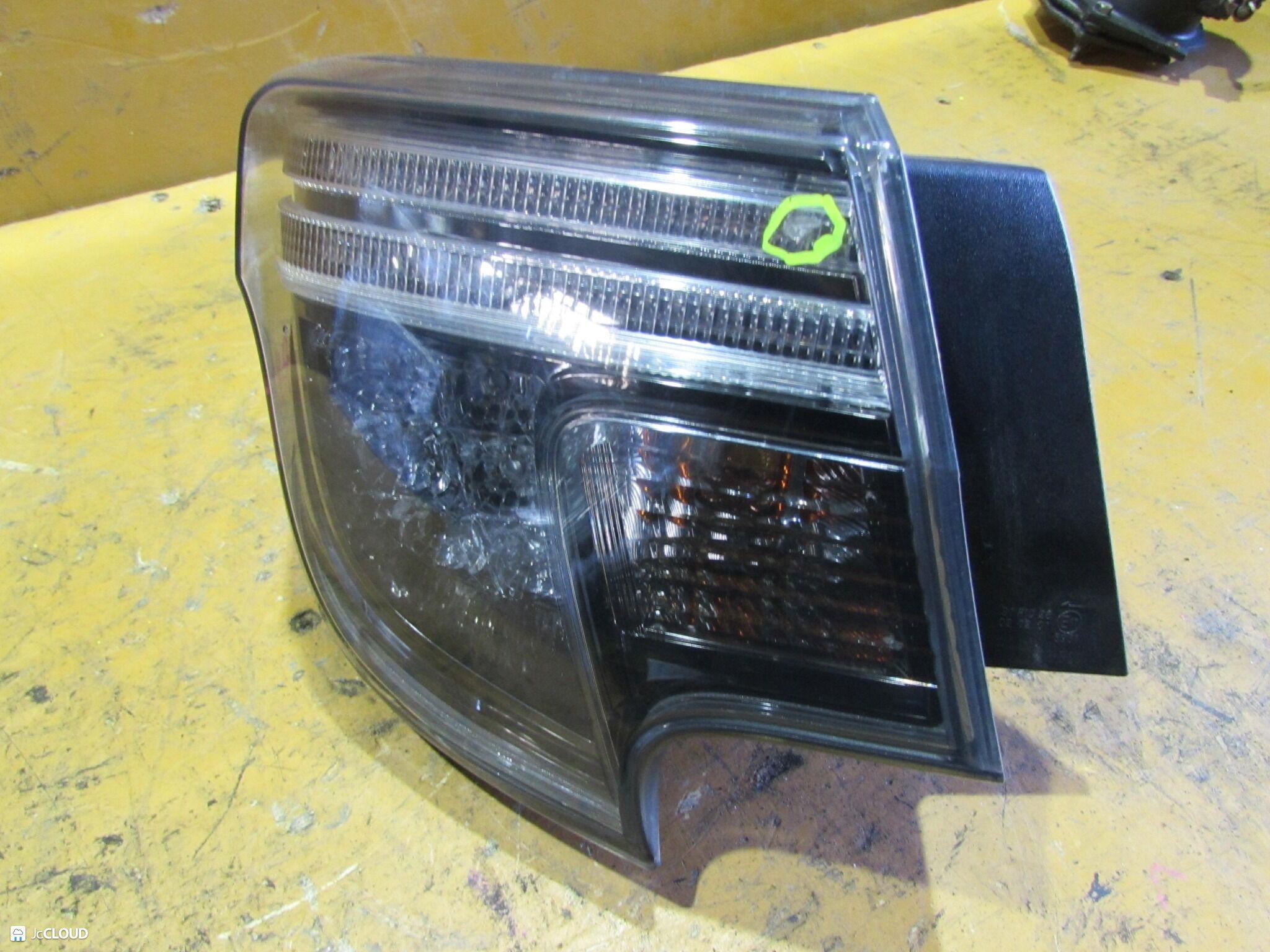 Стоп-сигнал левый задний TOYOTA MARK X GRX130, GRX133, GRX135 22-360 5 ракурс