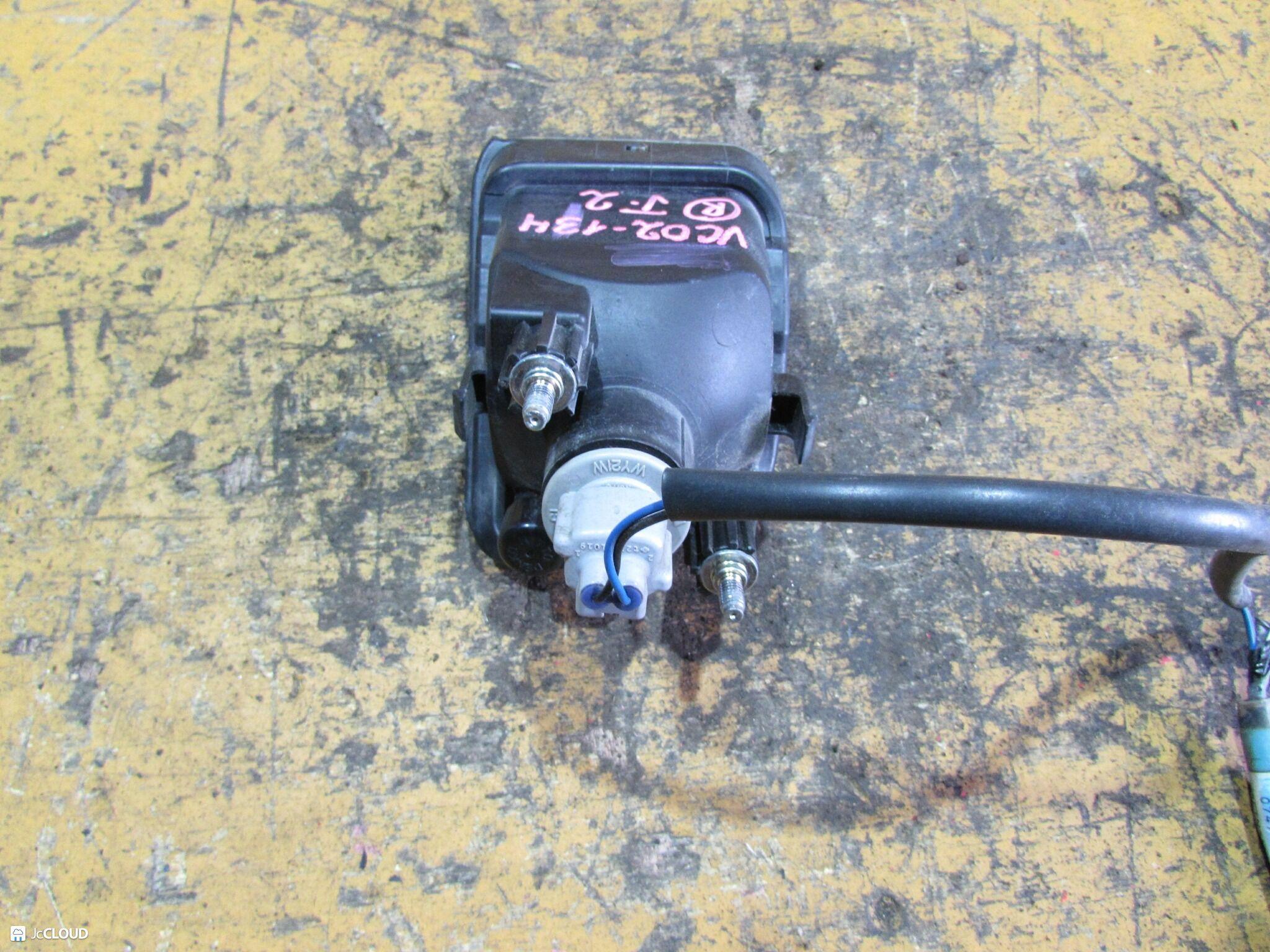 Повторитель бамперный правый передний SUBARU LEVORG VM4, VMG FA20, FB16 VC02134 4 ракурс