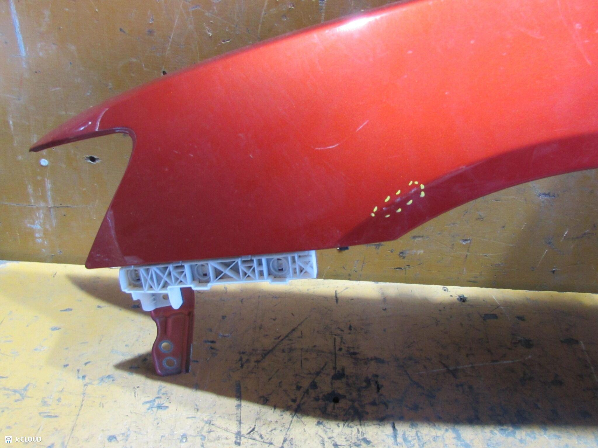 Крыло левое переднее MITSUBISHI GALANT FORTIS CY4A, CX3A, CY2A, CY1A, CX1A, CX2A, CY8A, CX8A, CY9A, CX9A, CX5A, CY5A, CX6A, CX4A, CY3A, CY6A 4B10, 4B11, 4J10 2 ракурс