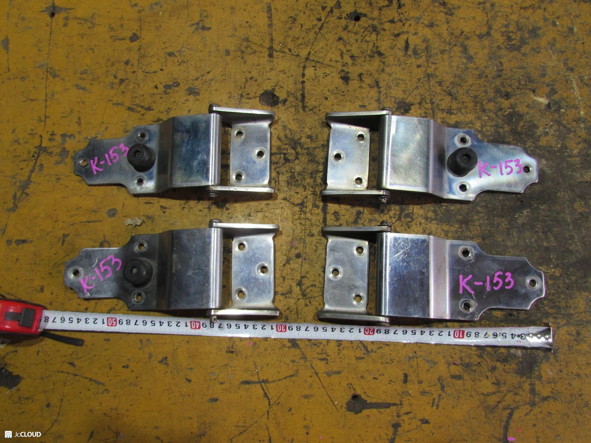 Петля дверная ISUZU, NISSAN, MITSUBISHI, HINO, TOYOTA ELF, ATLAS, CANTER, DYNA, TOYOACE, DUTRO NKR66, NPR75, NKR81, AKR81, NPR81, P8F23, H2F23, H4F23, R8F23, FE70, FD501B, FD50AB, FE82DG, FE82EE, XZU306, XZU307, XZU308, XZU320, XZU330, XZU337, XZU340