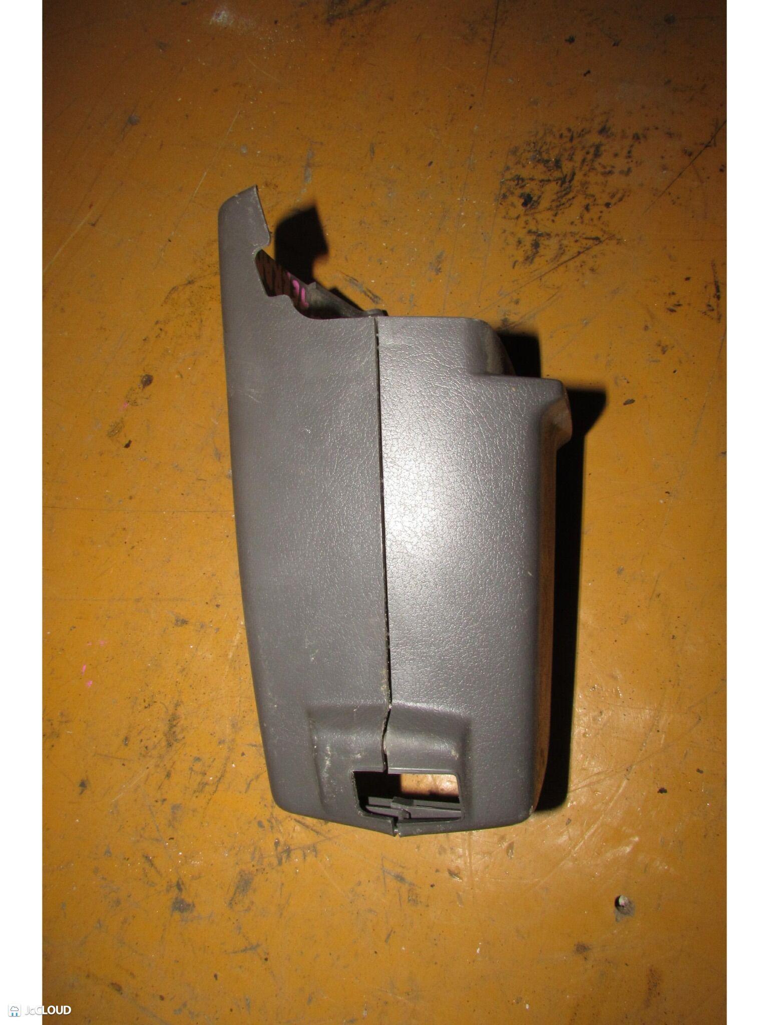 Кожух рулевой колонки NISSAN TERRANO WBYD21, WHYD21 TD27T, VG30 4 ракурс