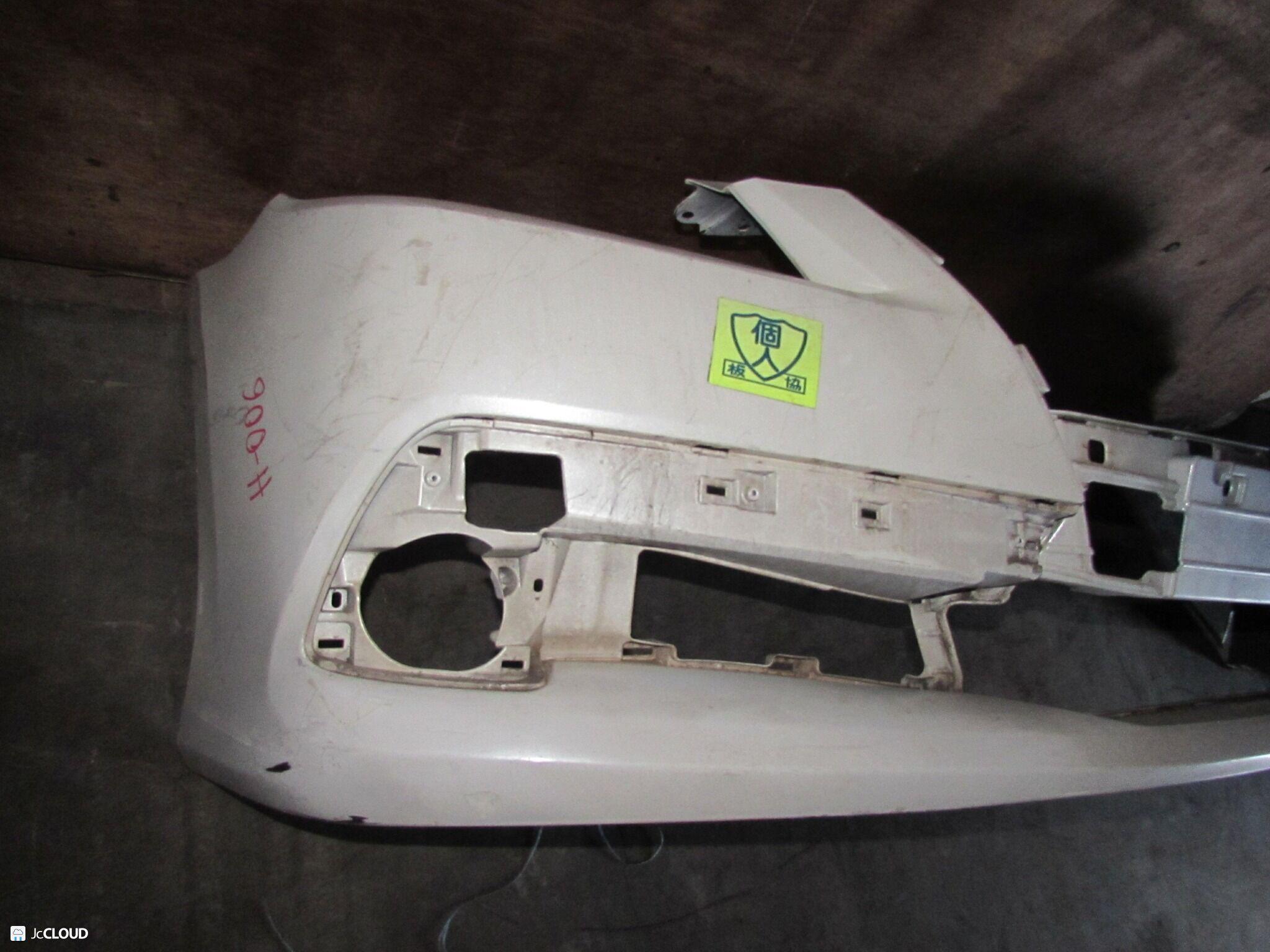 Бампер передний TOYOTA CROWN ARS210, AWS210, AWS211, GRS210, GRS211, GRS214 2ARFSE, 2GRFSE, 4GRFSE 5211930E20 3 ракурс