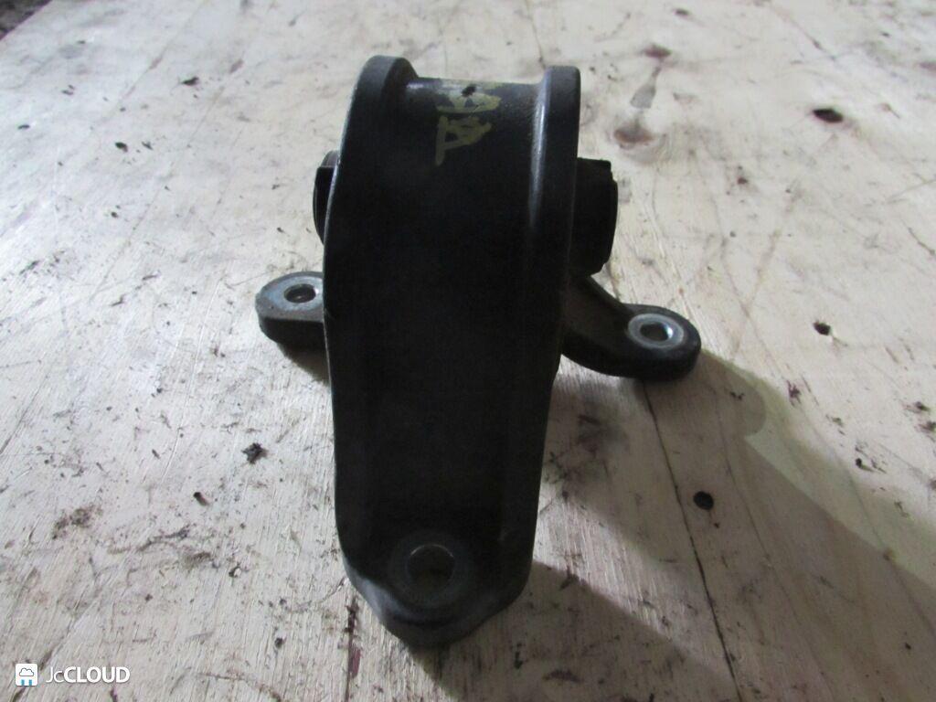 Подушка двигателя задняя HONDA ACCORD CW1, CU2, CU1, CW2 R20A 50810-TA2-H11 3 ракурс