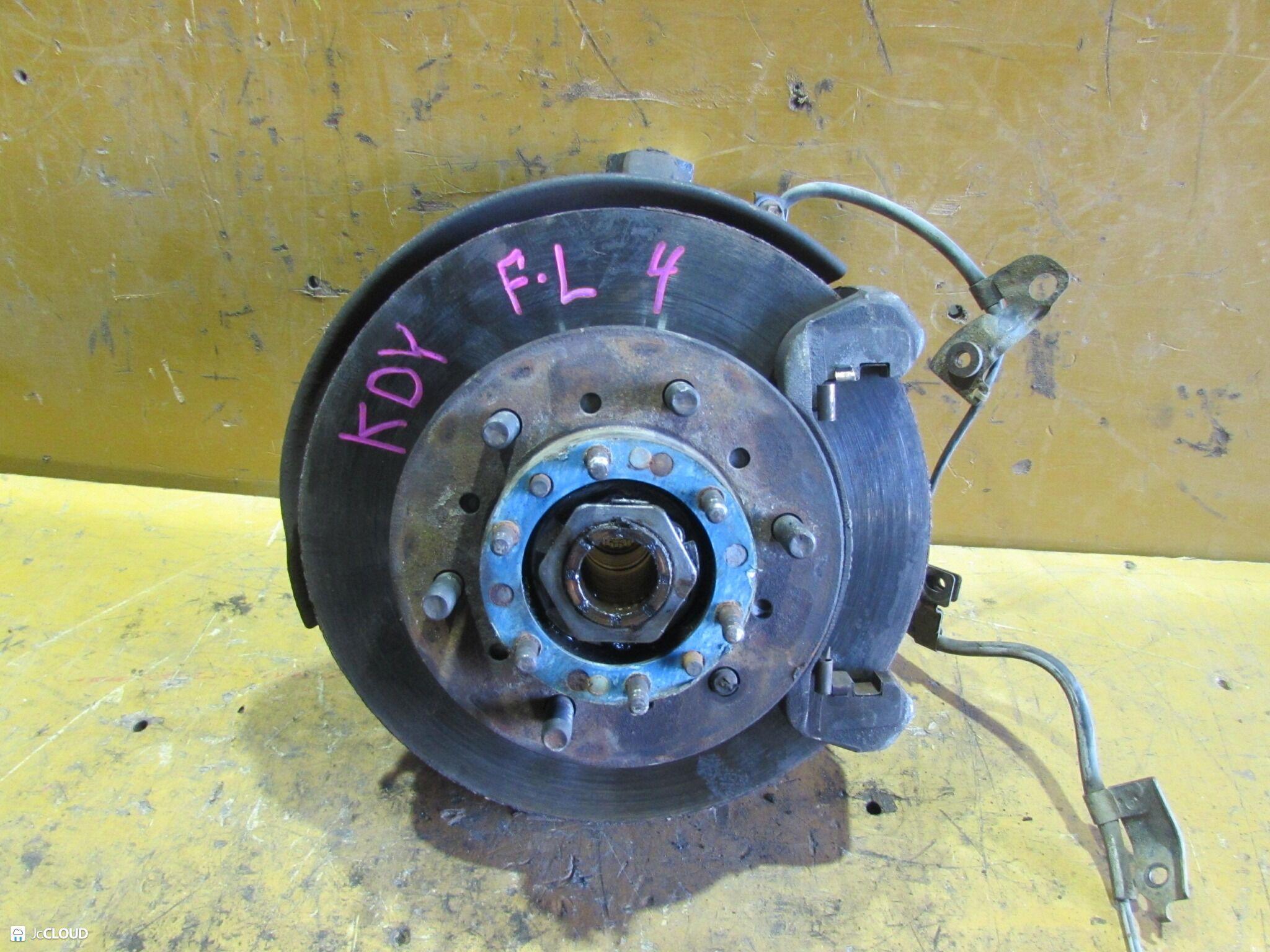 Ступица левая передняя TOYOTA DYNA, TOYOACE KDY270, KDY271, KDY280, KDY281, KDY290, LY270, LY280, LY290, RZY281, TRY281 1KDFTV, 1RZE, 2KDFTV, 5L 4WDABS 1 ракурс Ступица левая передняя TOYOTA DYNA, TOYOACE KDY270, KDY271, KDY280, KDY281, KDY290, LY270, LY280, LY290, RZY281, TRY281 1KDFTV, 1RZE, 2KDFTV, 5L 4WDABS 1 ракурс