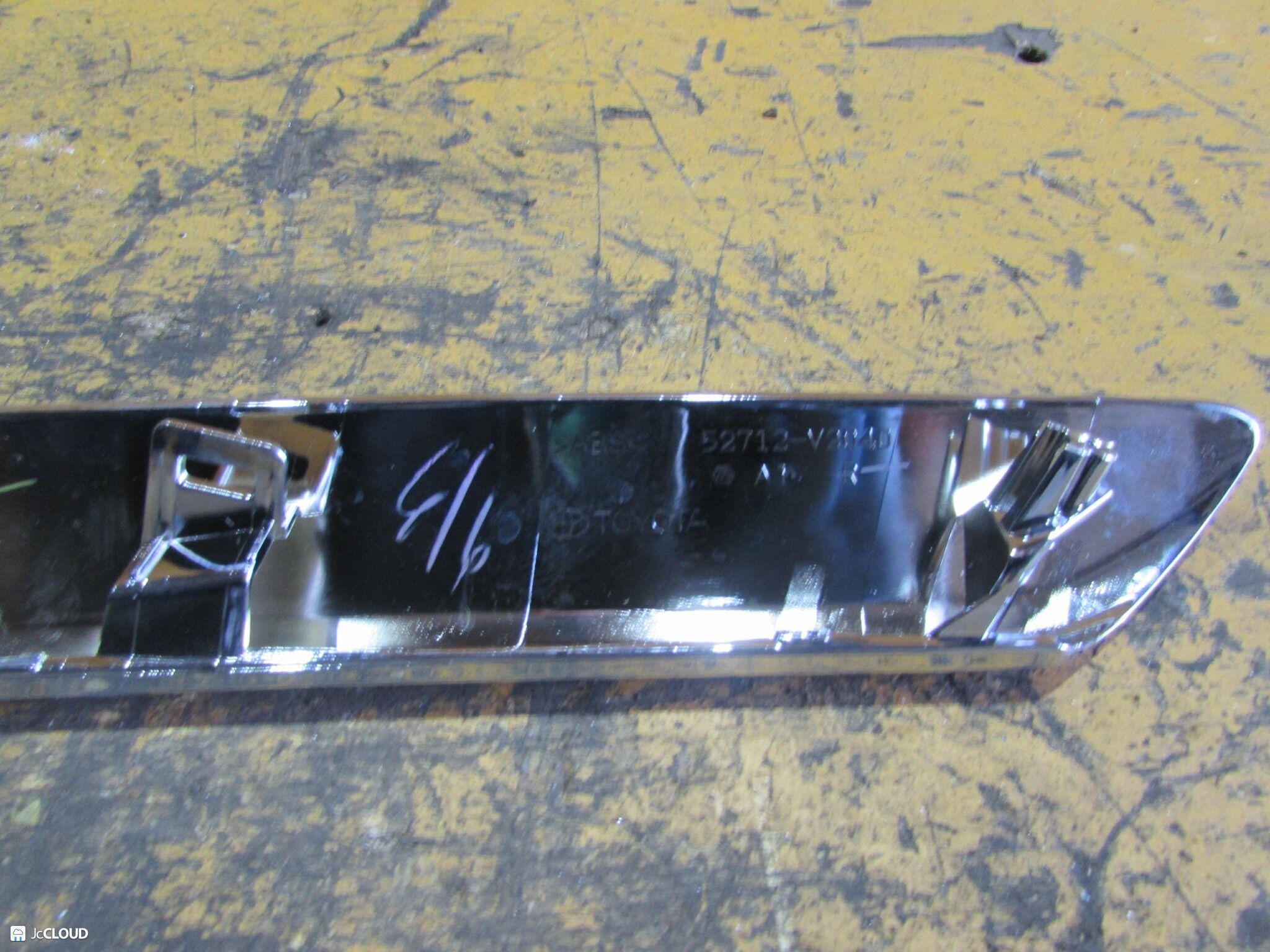 Накладка на бампер правая передняя TOYOTA ALPHARD AGH40W, AGH45W, AAHH40W, AAHH45W, AAHP45W 2ARFE 52713-V2040 4 ракурс