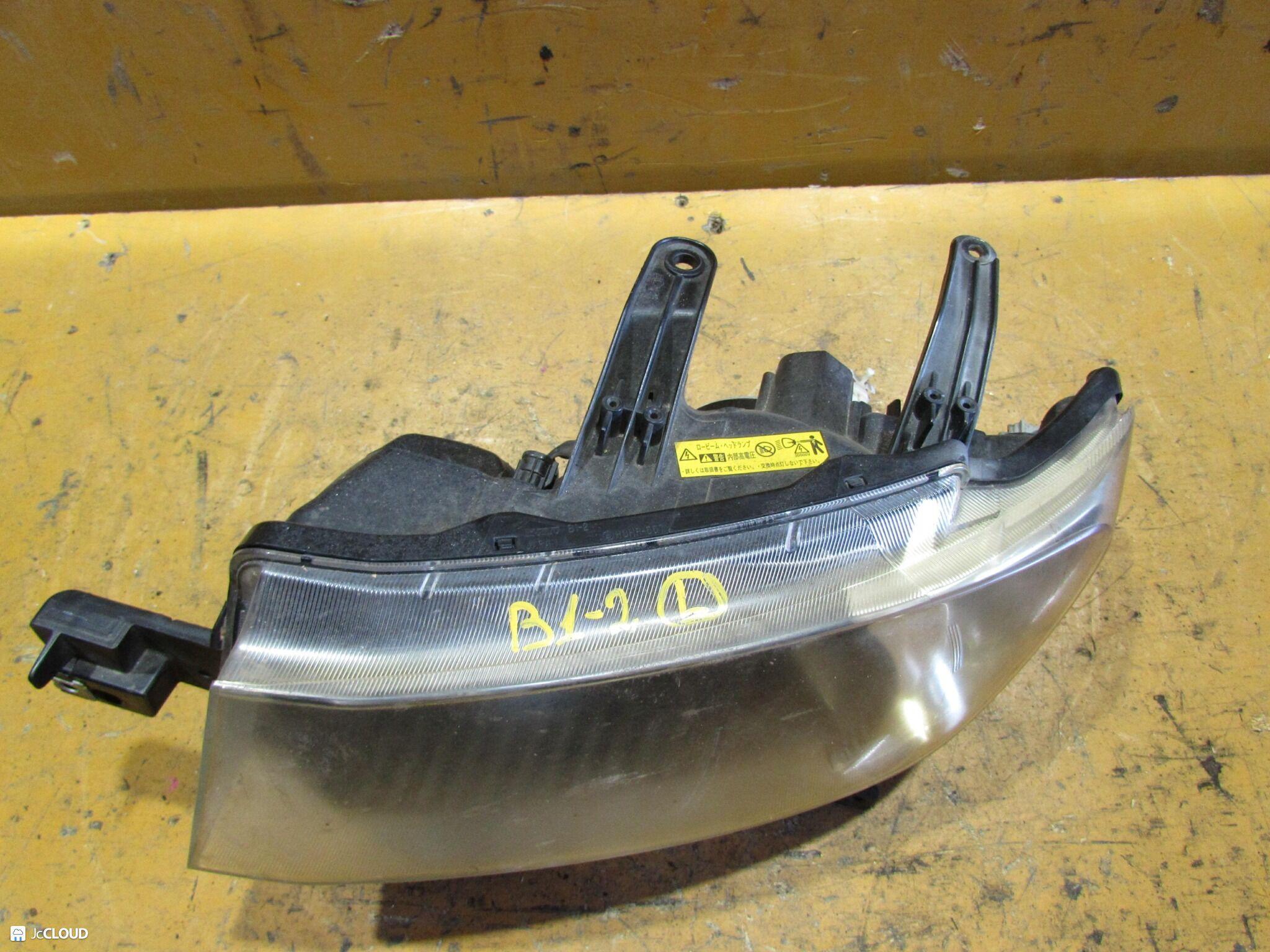 Фара левая передняя TOYOTA BB QNC20, QNC21, QNC25 K3VE, 3SZVE B1-2 3 ракурс