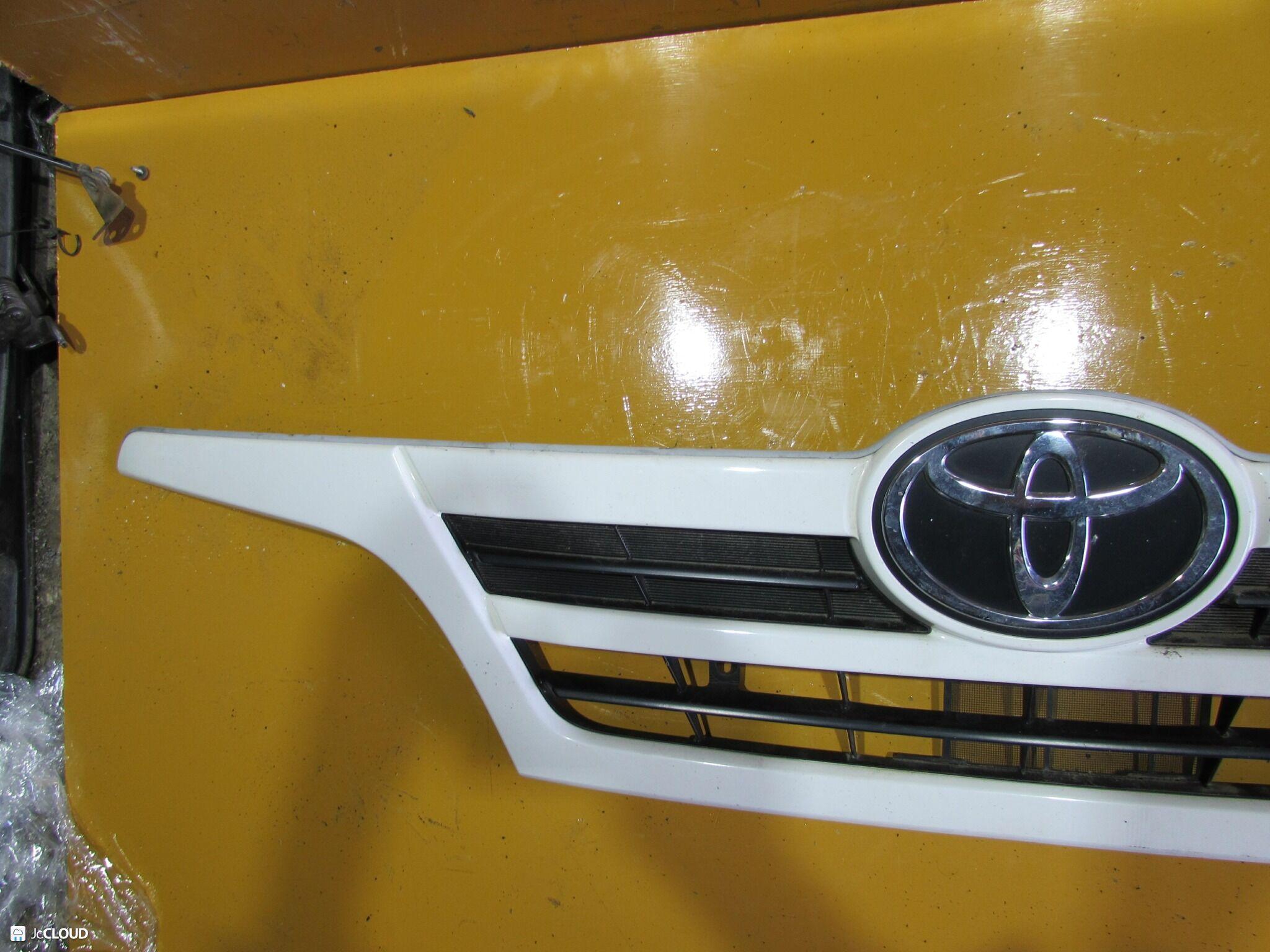 Решетка радиатора передняя TOYOTA DYNA, TOYOACE KDY220, KDY221, KDY230, KDY231, KDY240, KDY24, KDY270, KDY271, KDY280, KDY281, KDY290, LY220, LY230, LY235, LY270, LY280, LY290, RZY220, RZY230, RZY231, TRY220, TRY230, TRY231 1KDFTV, 1RZE, 1TRFE, 2KDFT