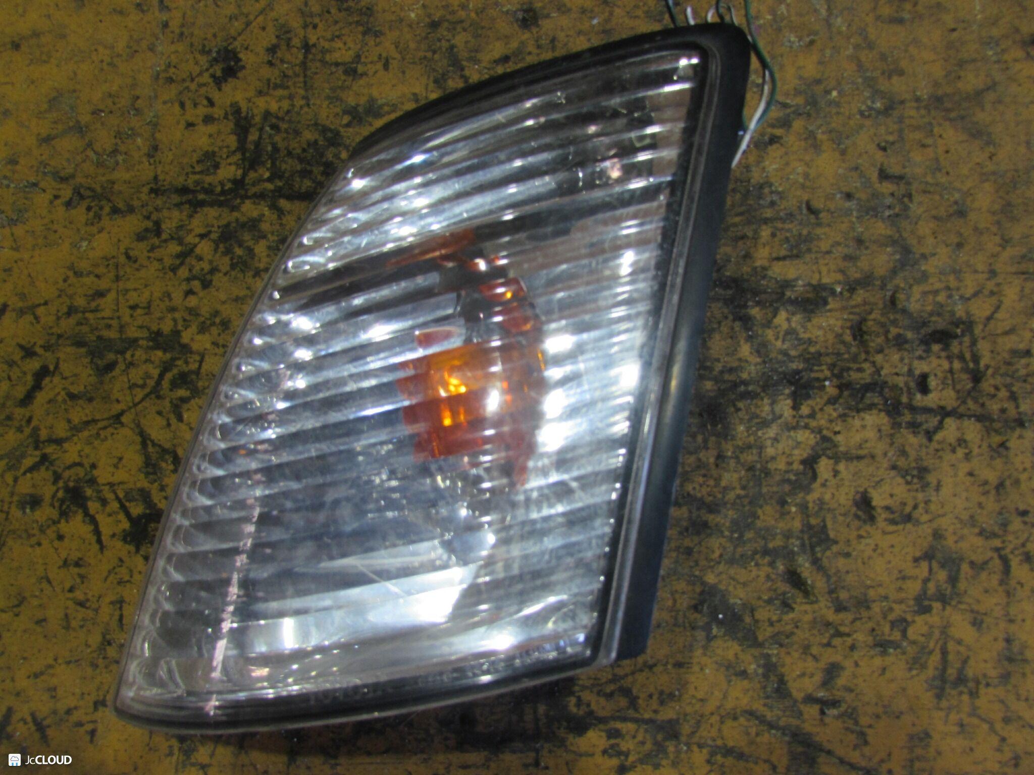 Габарит левый передний TOYOTA GAIA SXM10, SXM15 3SFE 4414 3 ракурс