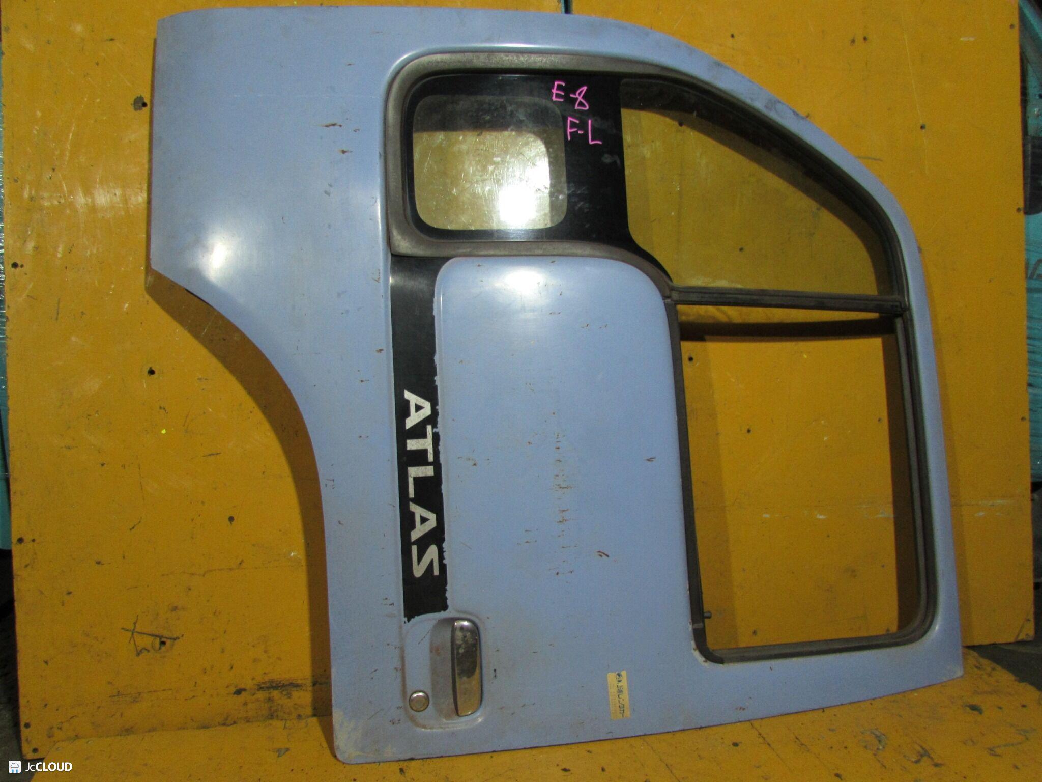 Дверь левая передняя NISSAN ATLAS H2F23, H4F23, J2F23, K2F23, K4F23, M2F23, M4F23, N2F23, N4F23, P2F23, P4F23 TD27, KA20, QD32 12V 3 ракурс Дверь левая передняя NISSAN ATLAS H2F23, H4F23, J2F23, K2F23, K4F23, M2F23, M4F23, N2F23, N4F23, P2F23, P4F23 TD27, KA20, QD32 12V 3 ракурс