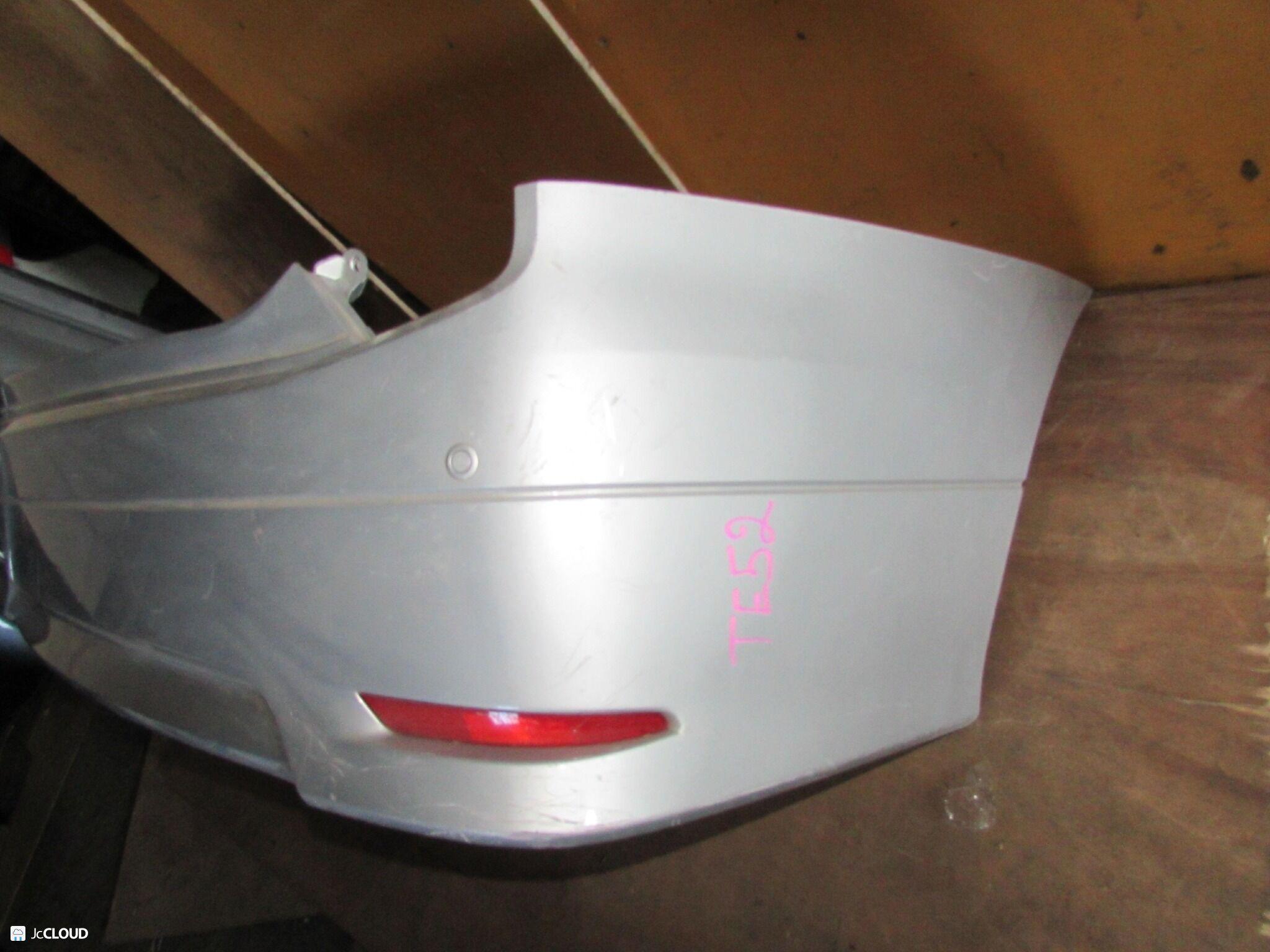 Бампер задний NISSAN ELGRAND TE52 VQ35DE, QR25DE 2 ракурс