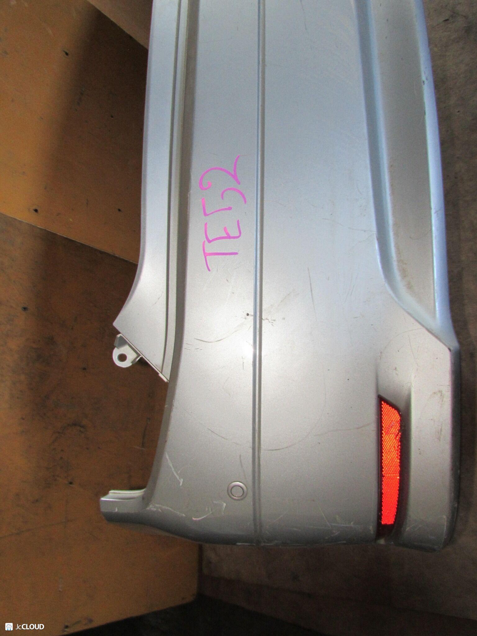 Бампер задний NISSAN ELGRAND TE52 VQ35DE, QR25DE 4 ракурс