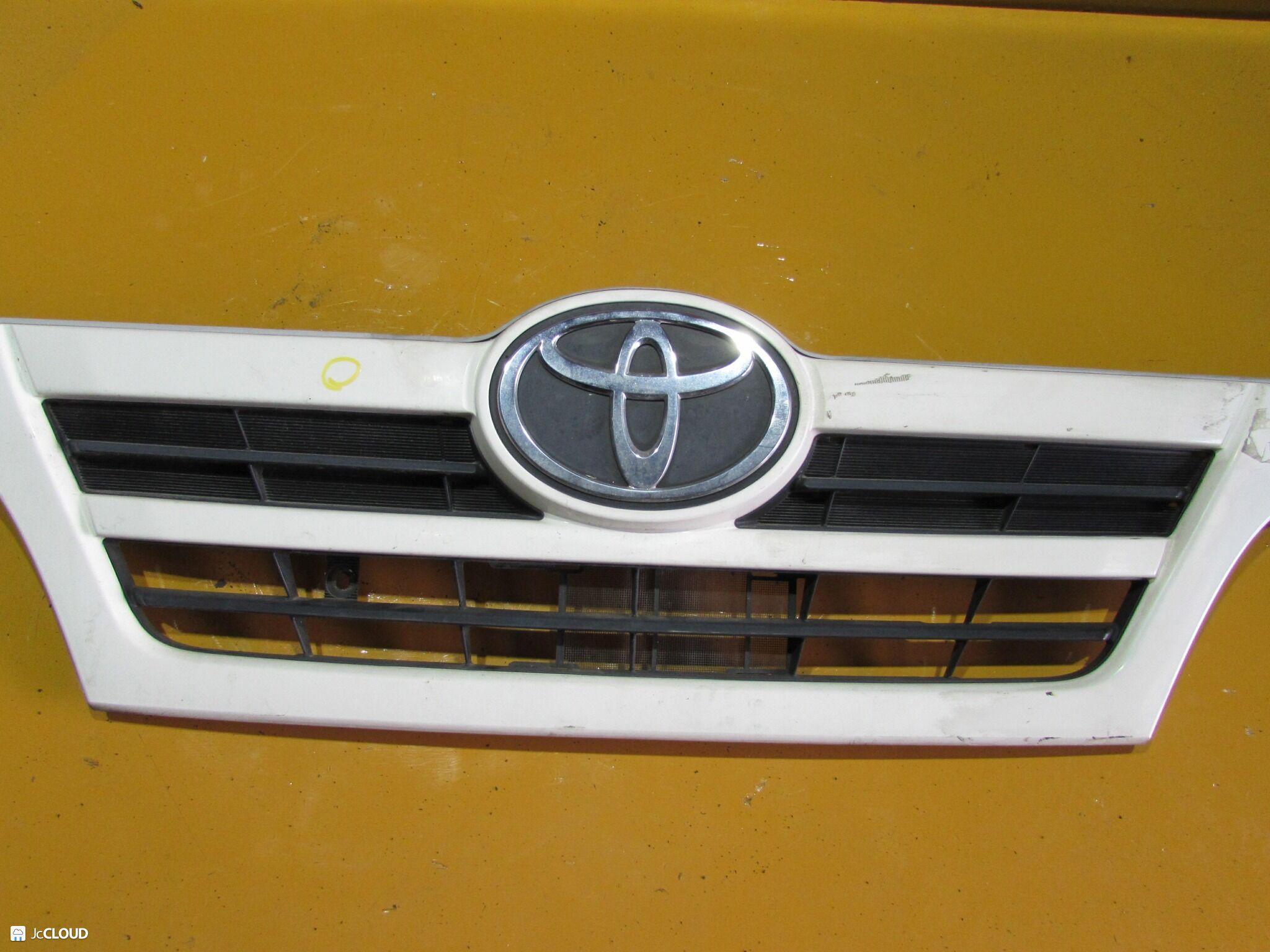 Решетка радиатора передняя TOYOTA DYNA, TOYOACE KDY220, KDY221, KDY230, KDY231, KDY240, KDY24, KDY270, KDY271, KDY280, KDY281, KDY290, LY220, LY230, LY235, LY270, LY280, LY290, RZY220, RZY230, RZY231, TRY220, TRY230, TRY231 1KDFTV, 1RZE, 1TRFE, 2KDFT