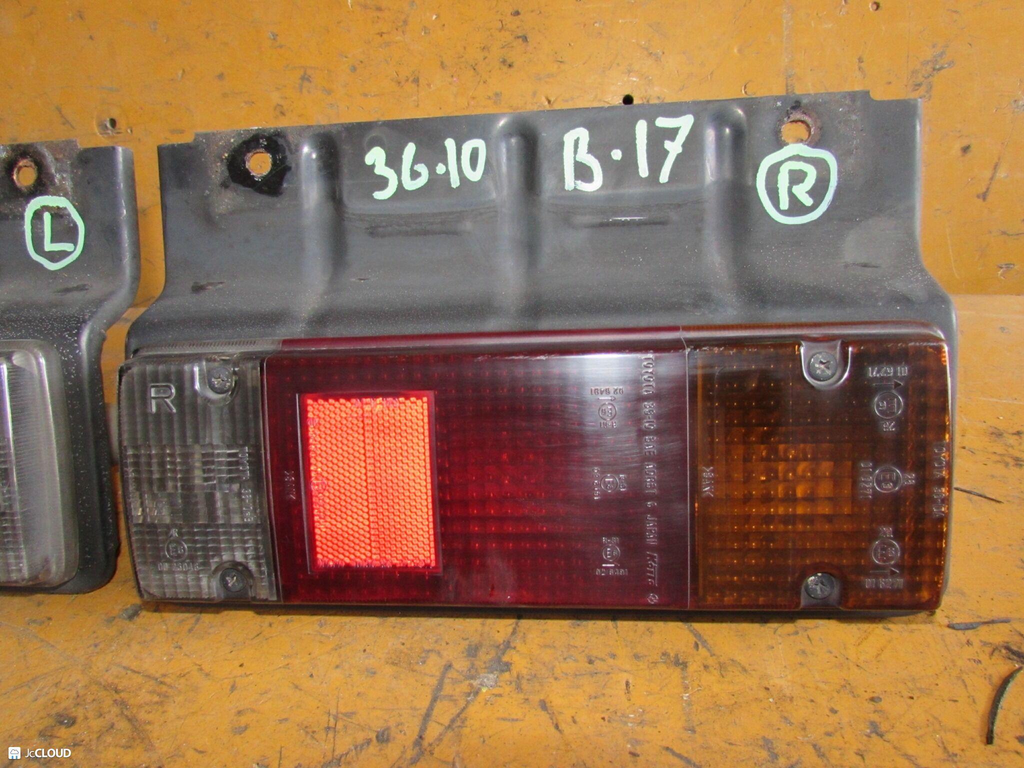 Стоп-сигнал левый задний TOYOTA, HINO DYNA, TOYOACE, DUTRO XKU304, XKU308, XKU338, XKU344, XKU348, XKU414, XKU424, XZU368, XZU378, XZU388, XZU401, XZU404, XZU414, XZU424, XZU434, XZU454, XZU488 S05C, J05C, J05D, N04C, N04CTH, N04CTJ 36-10 3 ракурс Стоп-сигнал левый задний TOYOTA, HINO DYNA, TOYOACE, DUTRO XKU304, XKU308, XKU338, XKU344, XKU348, XKU414, XKU424, XZU368, XZU378, XZU388, XZU401, XZU404, XZU414, XZU424, XZU434, XZU454, XZU488 S05C, J05C, J05D, N04C, N04CTH, N04CTJ 36-10 3 ракурс