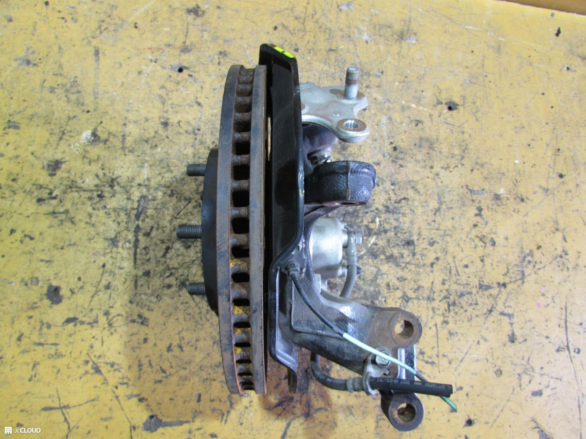 Ступица правая передняя TOYOTA ALPHARD, VELLFIRE AYH30, AYH30W 2ARFXE 43211-78010 3 ракурс