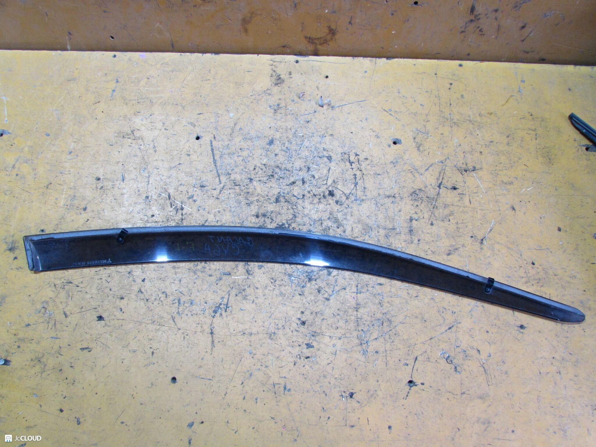 Ветровик левый передний MITSUBISHI GALANT FORTIS CX3A, CX4A, CX6A, CY3A, CY4A, CY6A 2 ракурс