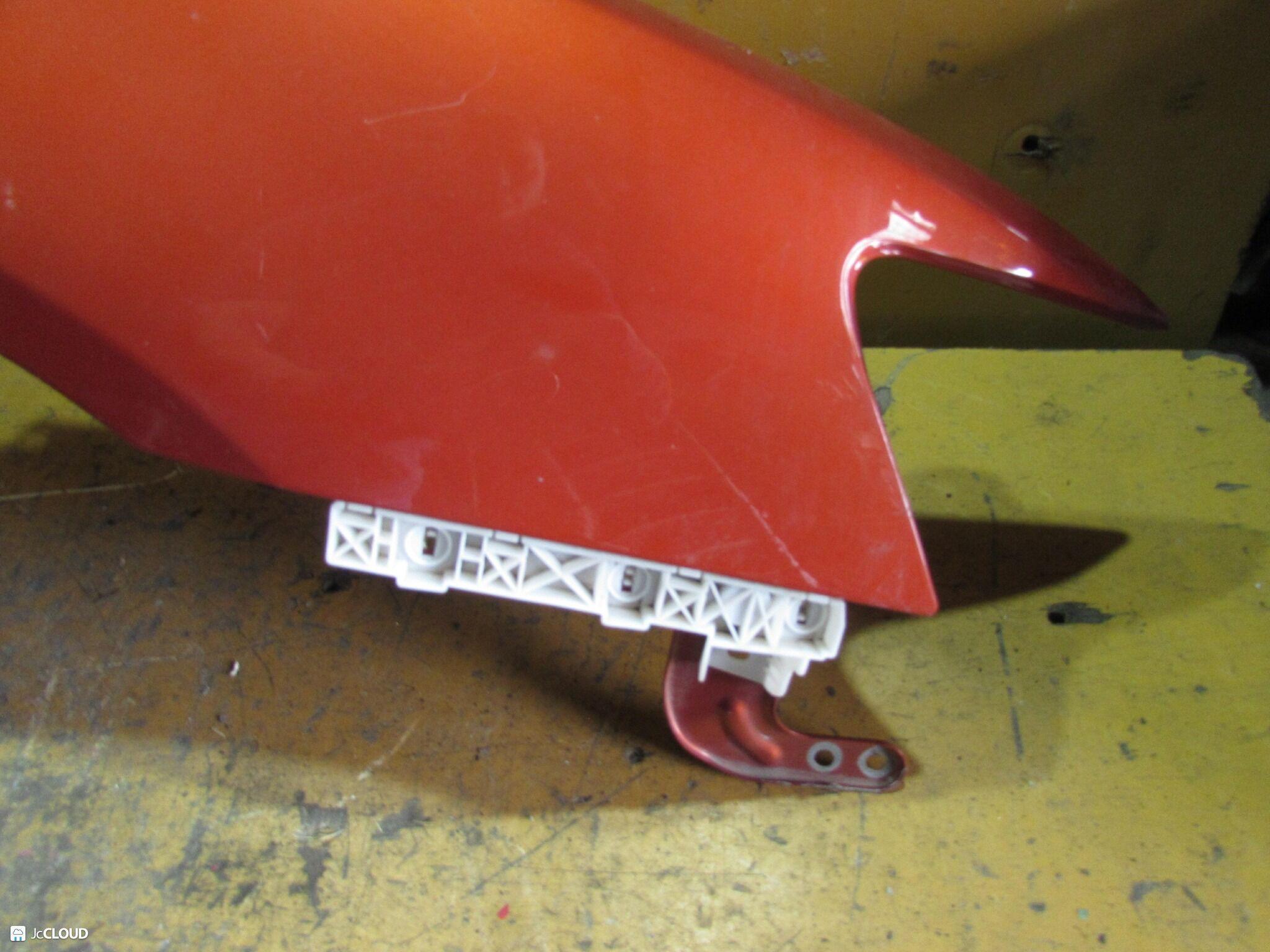 Крыло правое переднее MITSUBISHI GALANT FORTIS CX3A, CY2A, CY1A, CX1A, CX2A, CY8A, CX8A, CY9A, CX9A, CX5A, CY5A, CX6A, CX4A, CY3A, CY6A, CY4A 2 ракурс