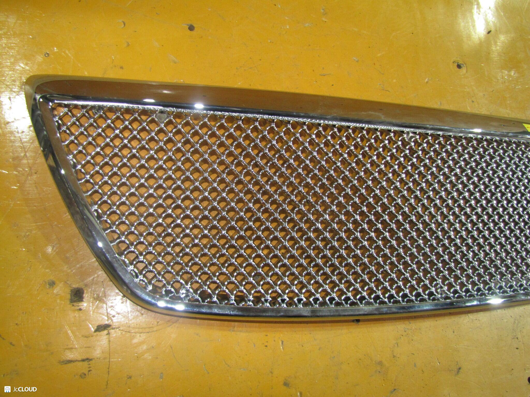 Решетка радиатора TOYOTA CELSIOR UCF30 4 ракурс