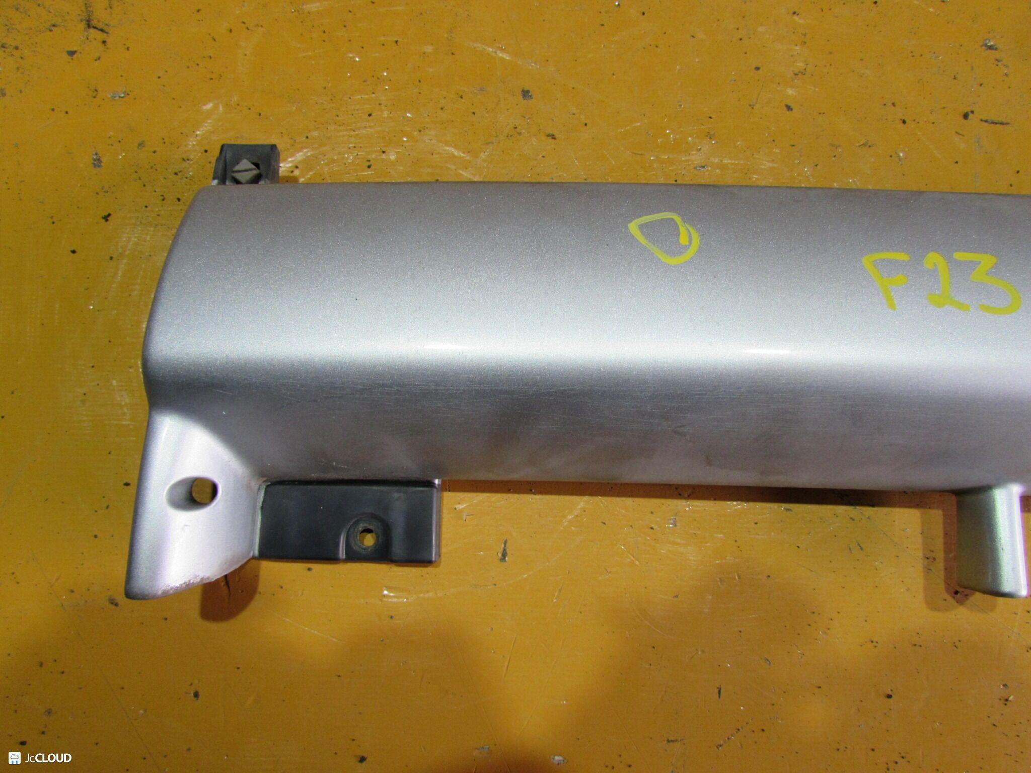 Решетка радиатора NISSAN ATLAS H2F23, H4F23, J2F23, K2F23, K4F23, M2F23, M4F23, N2F23, N4F23, P2F23, P4F23 TD27, KA20, QD32 623300T00 3 ракурс