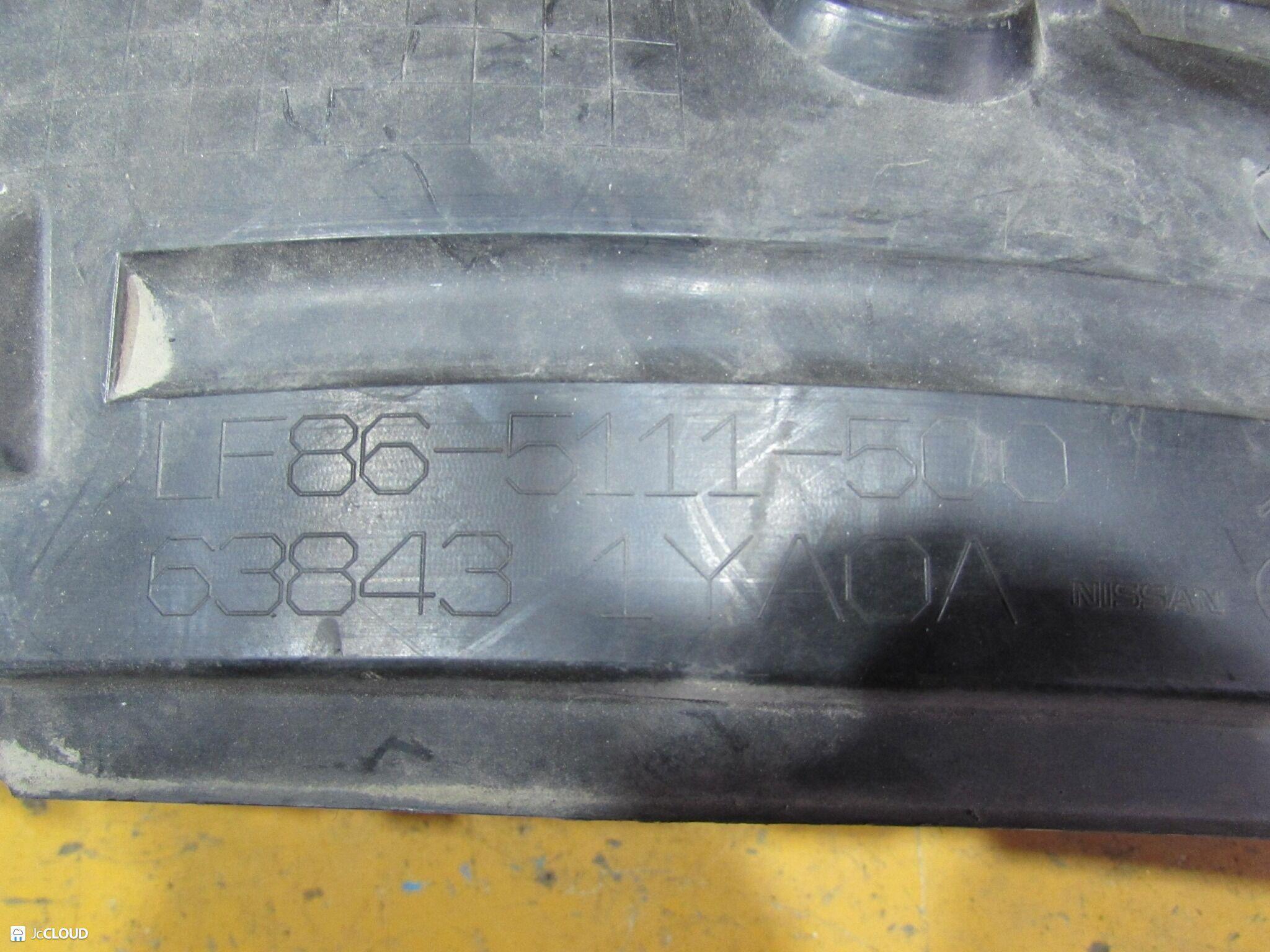 Подкрылок левый передний NISSAN DUALIS J10, KJ10, KNJ10, NJ10 63843 1YA0A 2 ракурс Подкрылок левый передний NISSAN DUALIS J10, KJ10, KNJ10, NJ10 63843 1YA0A 2 ракурс