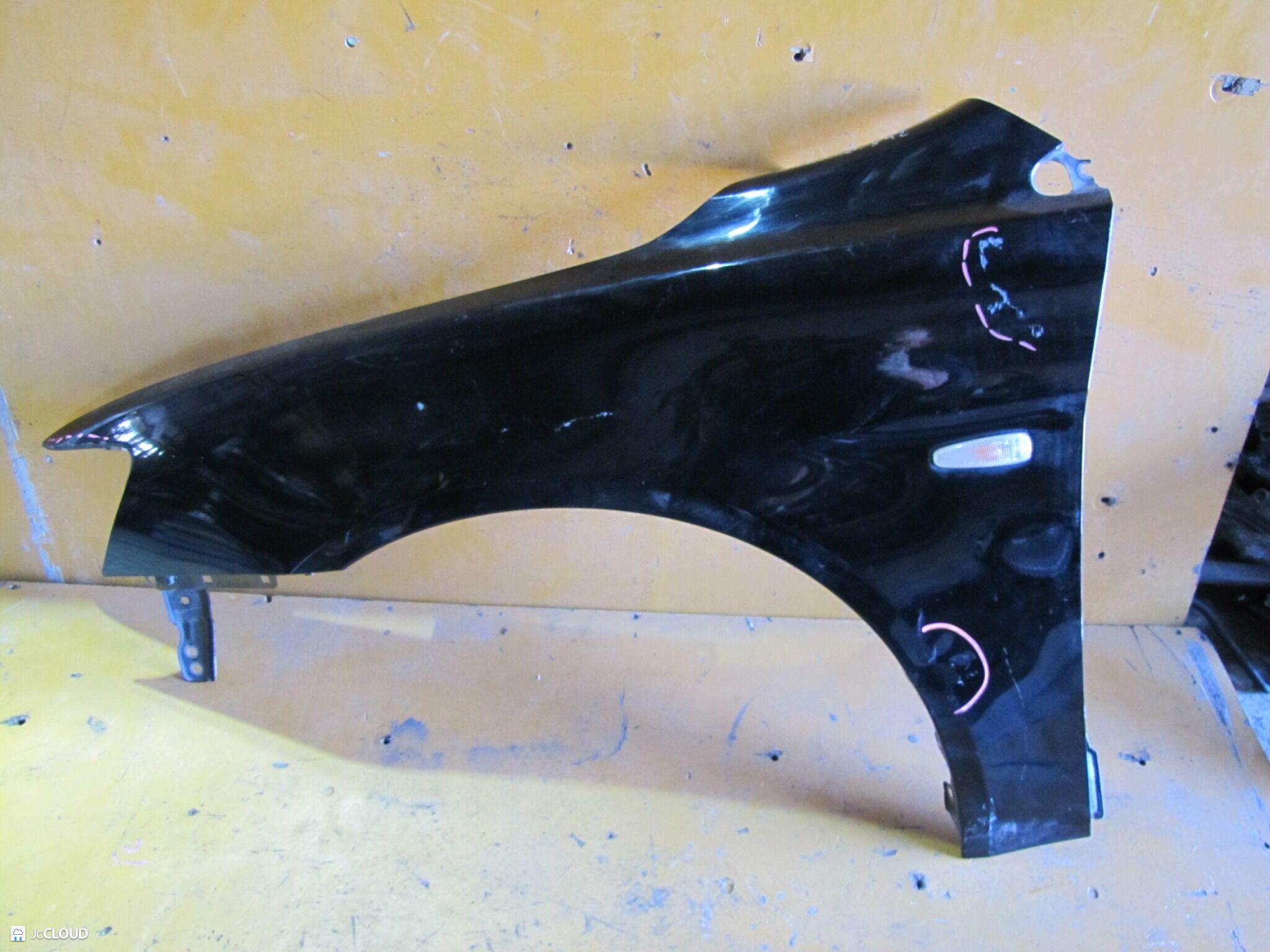 Крыло левое переднее MITSUBISHI GALANT FORTIS CY4A, CX3A, CY2A, CY1A, CX1A, CX2A, CY8A, CX8A, CY9A, CX9A, CX5A, CY5A, CX6A, CX4A, CY3A, CY6A 4B10, 4B11, 4J10 1 ракурс