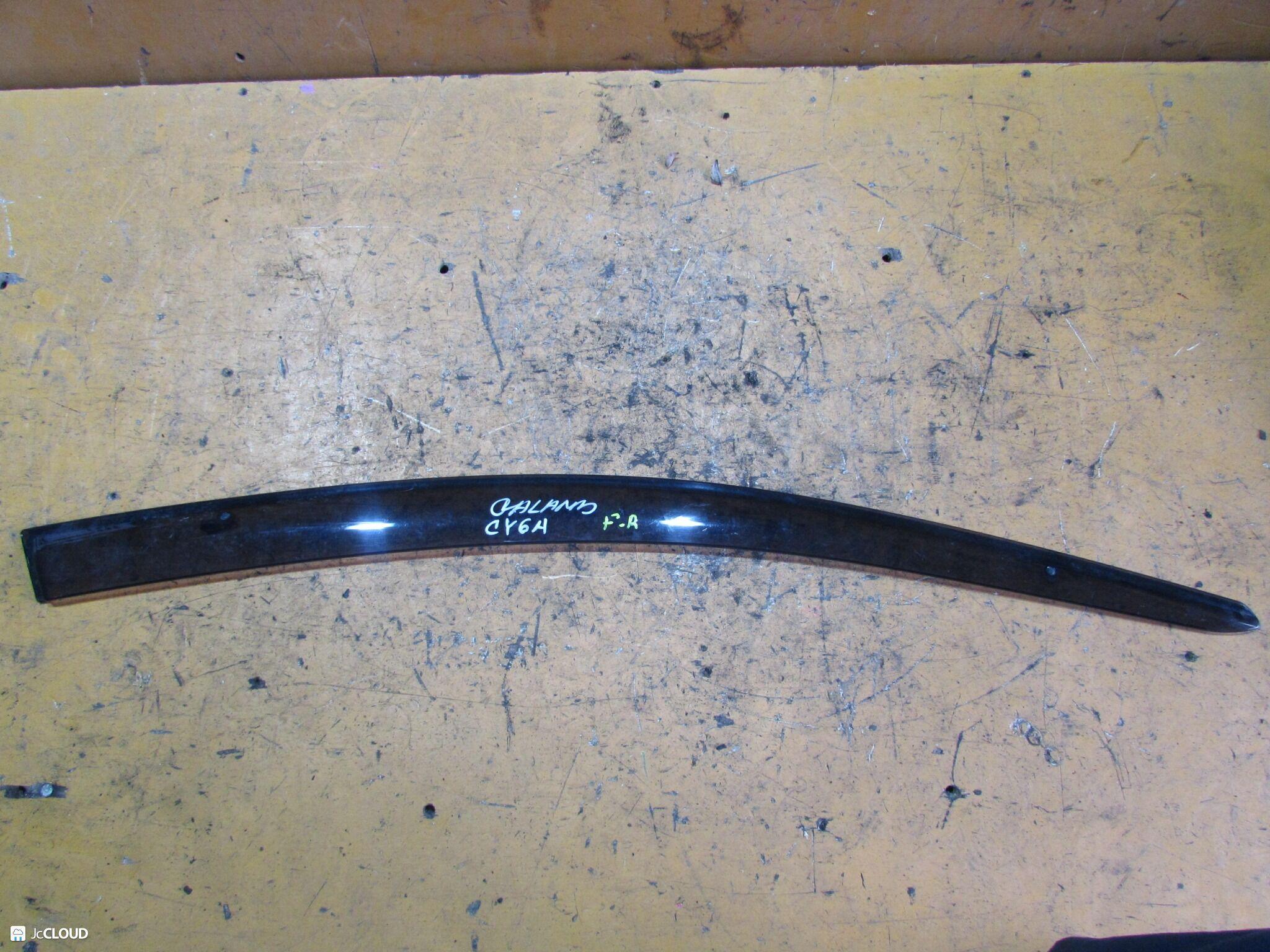 Ветровик правый передний MITSUBISHI GALANT FORTIS CX3A, CX4A, CX6A, CY3A, CY4A, CY6A 1 ракурс Ветровик правый передний MITSUBISHI GALANT FORTIS CX3A, CX4A, CX6A, CY3A, CY4A, CY6A 1 ракурс