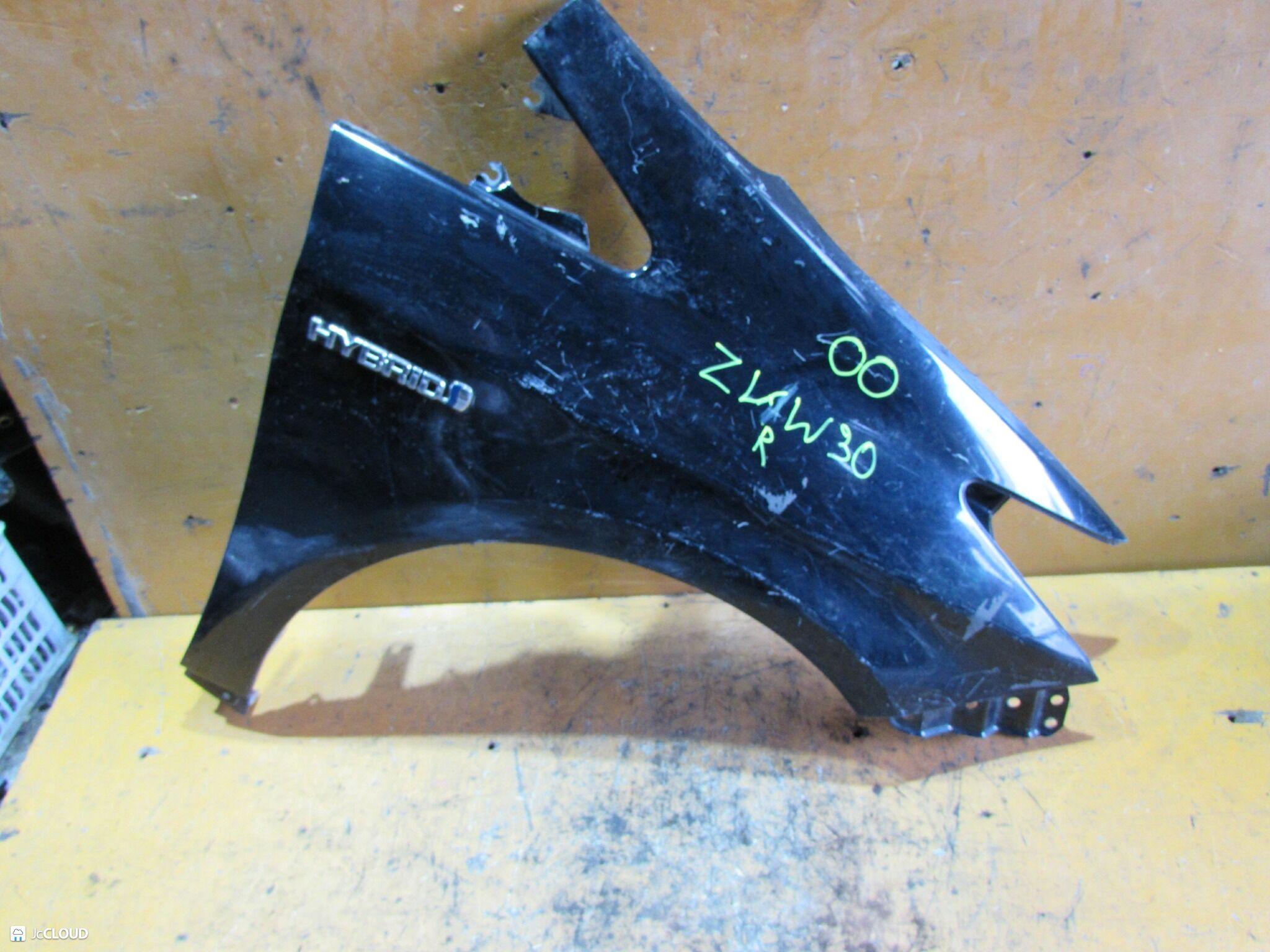 Крыло правое переднее  TOYOTA PRIUS ZVW30, ZVW30L, ZVW35 2ZRFXE ,5380147050 ,5380147050 1 ракурс