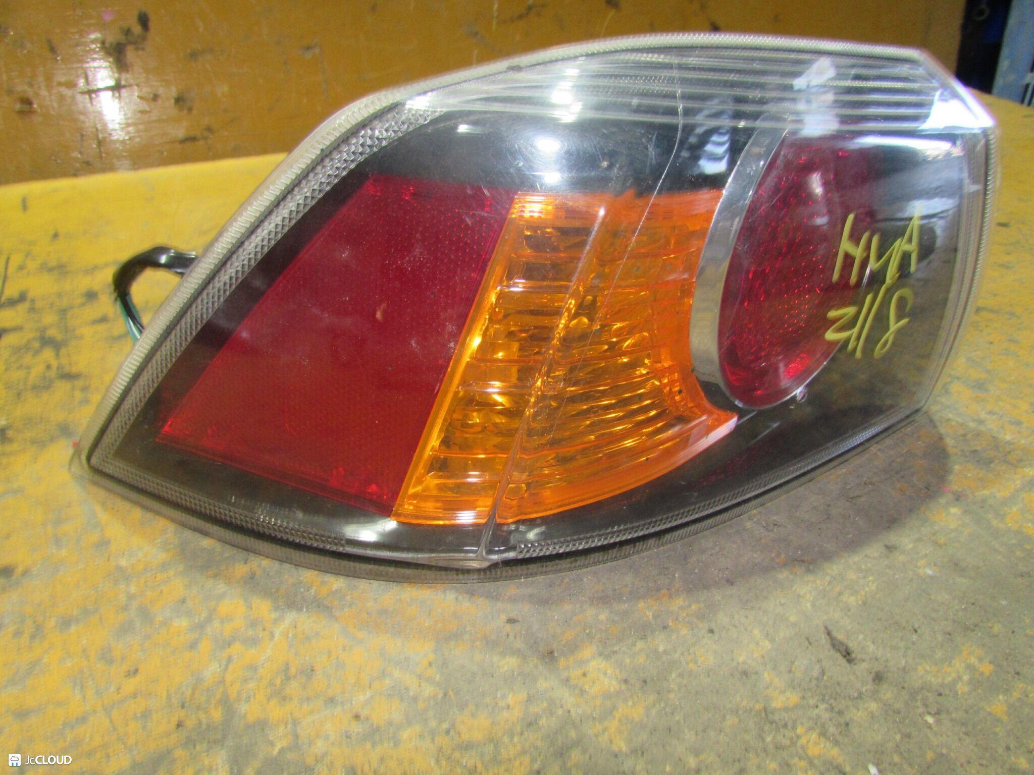 Стоп-сигнал левый передний MITSUBISHI GALANT FORTIS CX3A, CX4A, CX6A, CY3A, CY4A, CY6A 4B10, 4B11, 4J10 P5996 2 ракурс Стоп-сигнал левый передний MITSUBISHI GALANT FORTIS CX3A, CX4A, CX6A, CY3A, CY4A, CY6A 4B10, 4B11, 4J10 P5996 2 ракурс