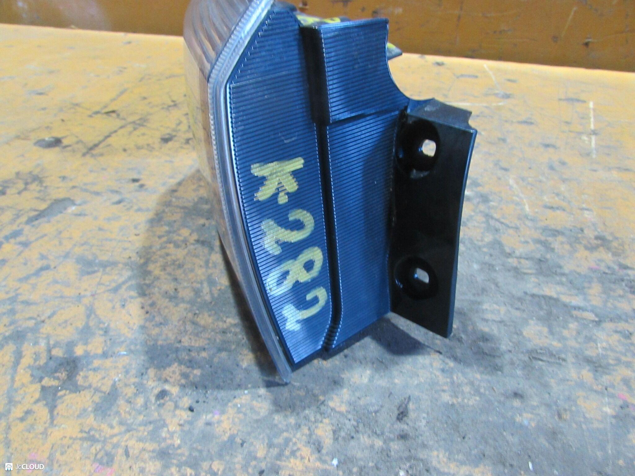 Стоп-сигнал левый передний MITSUBISHI GALANT FORTIS CX3A, CX4A, CX6A, CY3A, CY4A, CY6A 4B10, 4B11, 4J10 P5996 5 ракурс Стоп-сигнал левый передний MITSUBISHI GALANT FORTIS CX3A, CX4A, CX6A, CY3A, CY4A, CY6A 4B10, 4B11, 4J10 P5996 5 ракурс