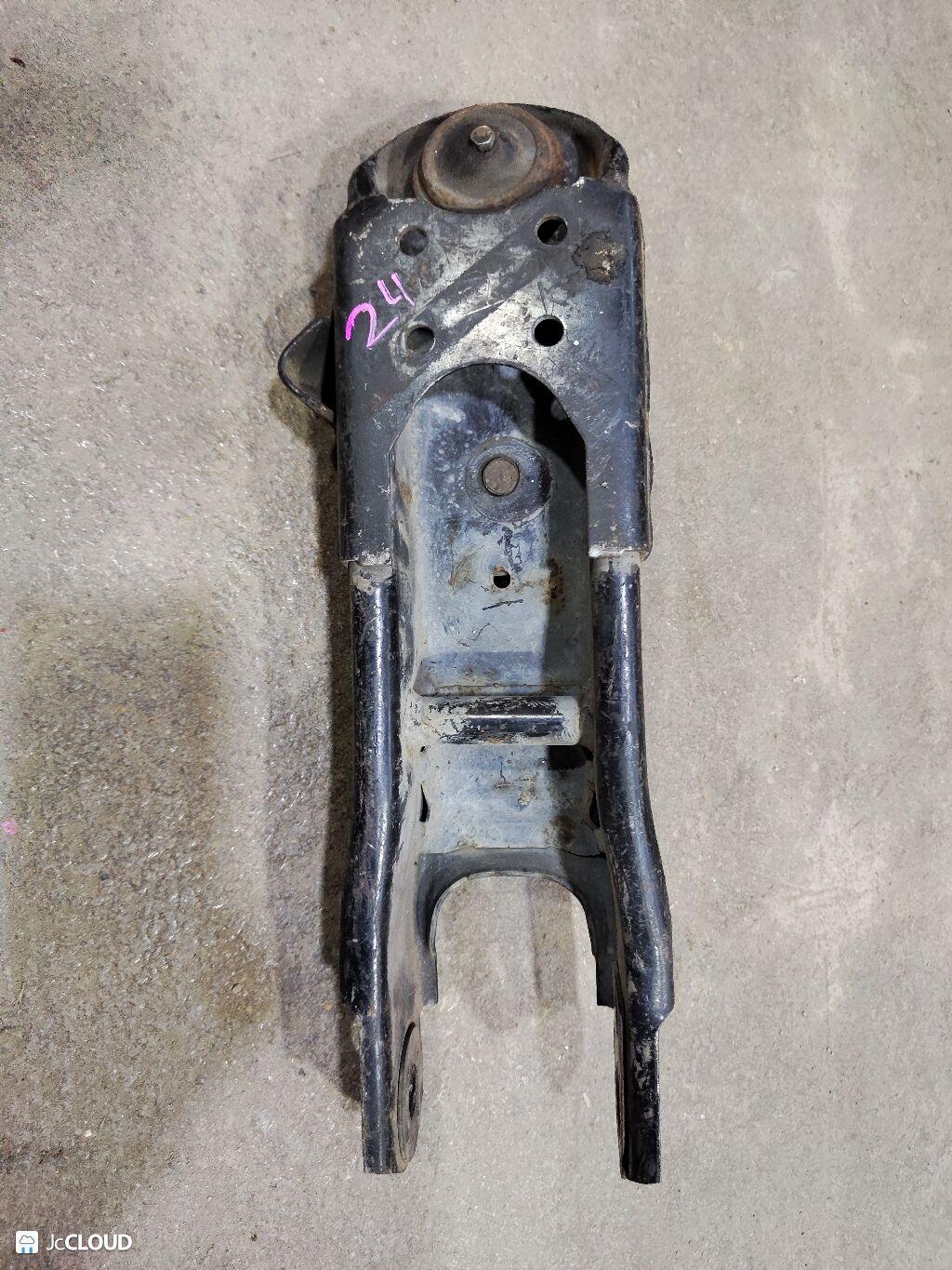 Рычаг левый передний нижний NISSAN DATSUN BD22, FMD22, LBD22, LFD22, LPD22, PD22, QD22, RMD22 QD32, KA24E 545032S485 4 ракурс