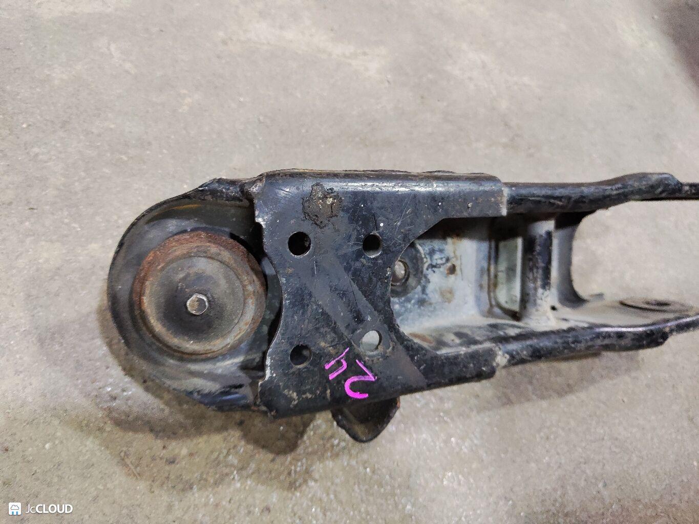 Рычаг левый передний нижний NISSAN DATSUN BD22, FMD22, LBD22, LFD22, LPD22, PD22, QD22, RMD22 QD32, KA24E 545032S485 5 ракурс
