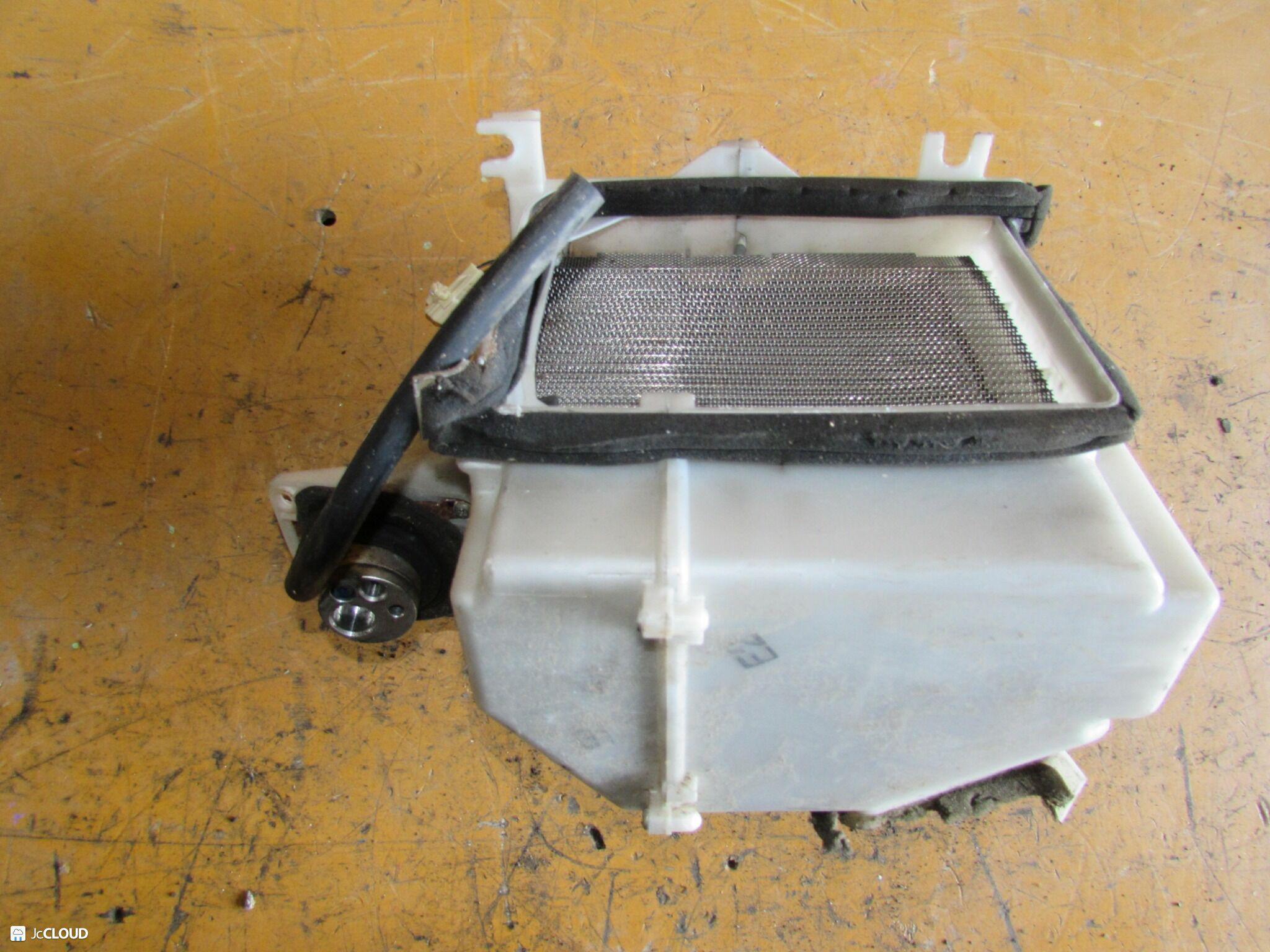 Испаритель кондиционера TOYOTA, HINO DYNA, TOYOACE, DUTRO XZU307, XZU368, XZU388, XKU308, XKU338, XZU308 N04C 88510-37230 4 ракурс