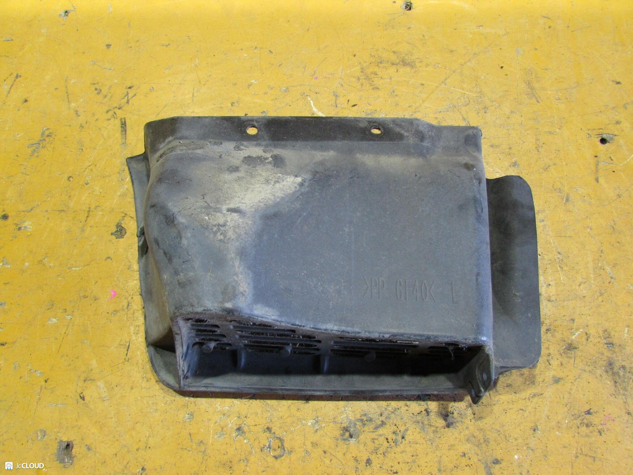 Подножка левая передняя TOYOTA, HINO DYNA, TOYOACE, DUTRO KDY220, KDY221, KDY230, KDY231, KDY240, KDY241, KDY250, KDY251, KDY260, KDY261, KDY270, KDY271, KDY280, KDY281, KDY290, LY220, LY230, LY240, LY270, LY280, LY290, RZY220, RZY230, RZY231, RZY281