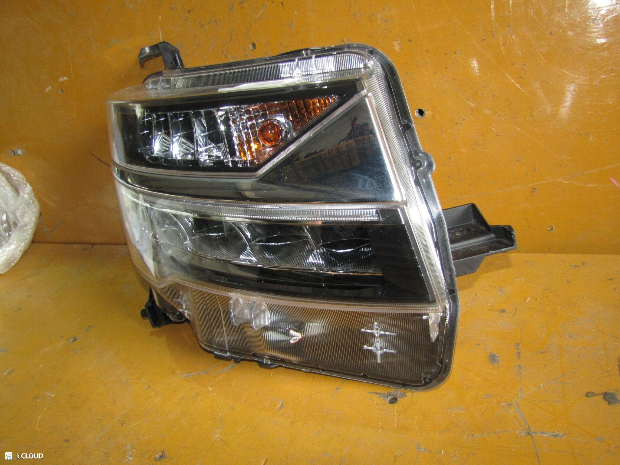 Фара правая передняя DAIHATSU MOVE LA150S, LA160S KFVE 100-69068 3 ракурс