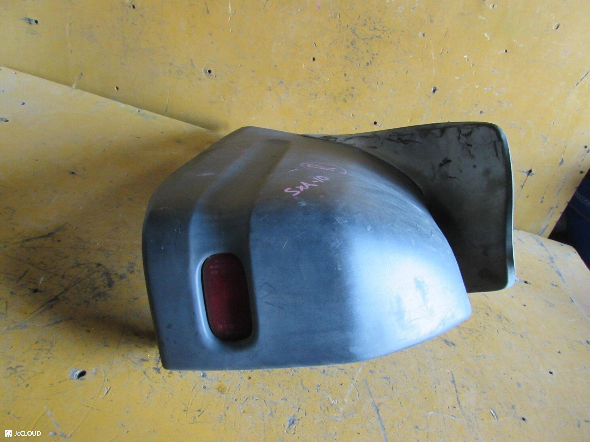 Клык бампера правый задний TOYOTA RAV4 SXA10G, SXA10W, SXA11G, SXA11W, SXA15G, SXA16G 3SFE 3 ракурс